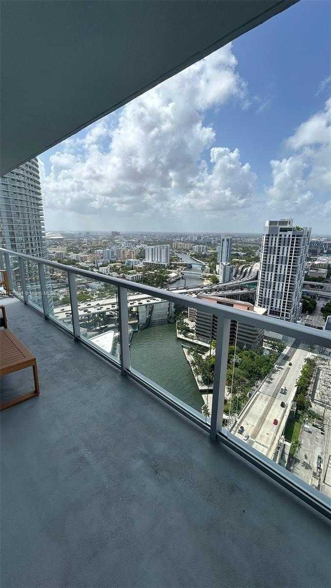 Small Image of 185 SOUTH WEST 7TH ST #3701, Miami Number 5