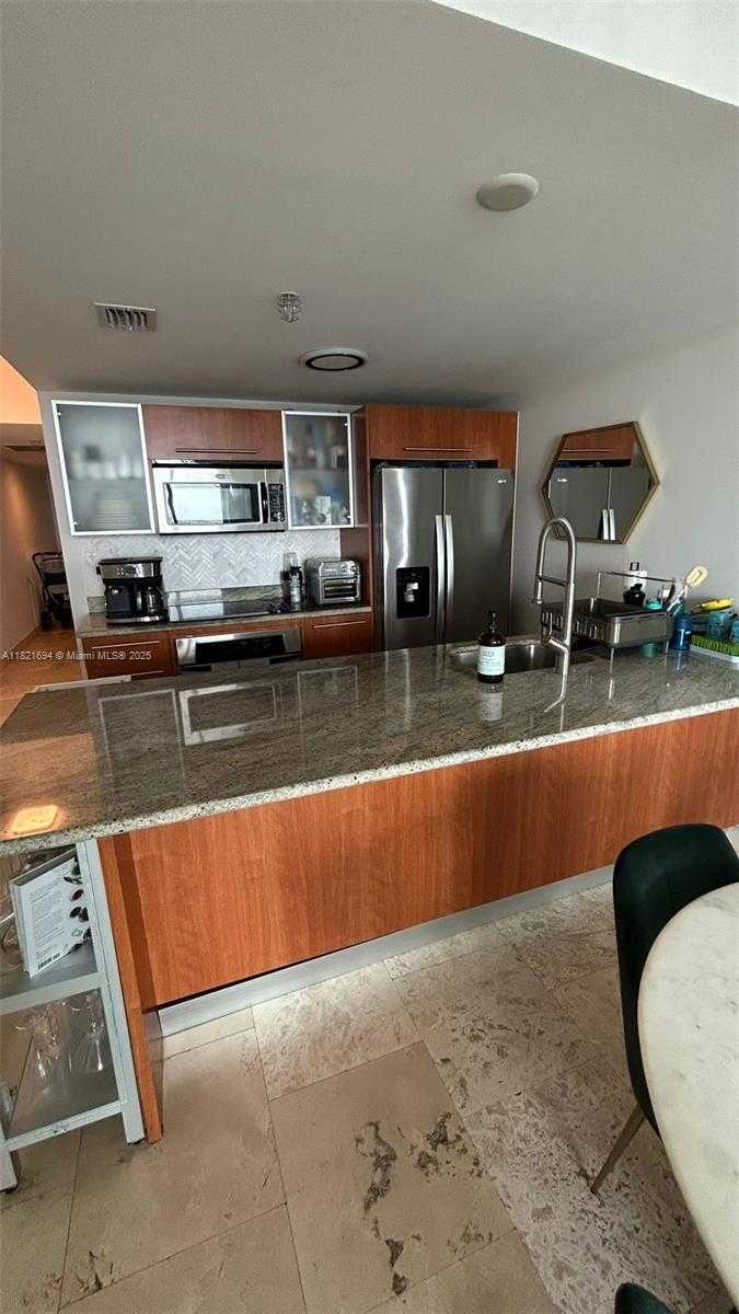 Small Image of 185 SOUTH WEST 7TH ST #3701, Miami Number 6
