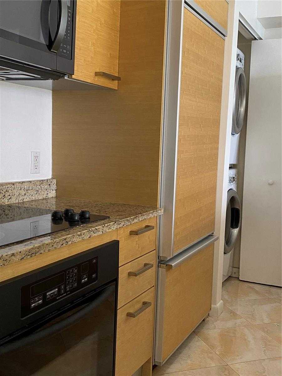 Small Image of 1830 SOUTH OCEAN DR #1809, Hallandale Beach Number 12