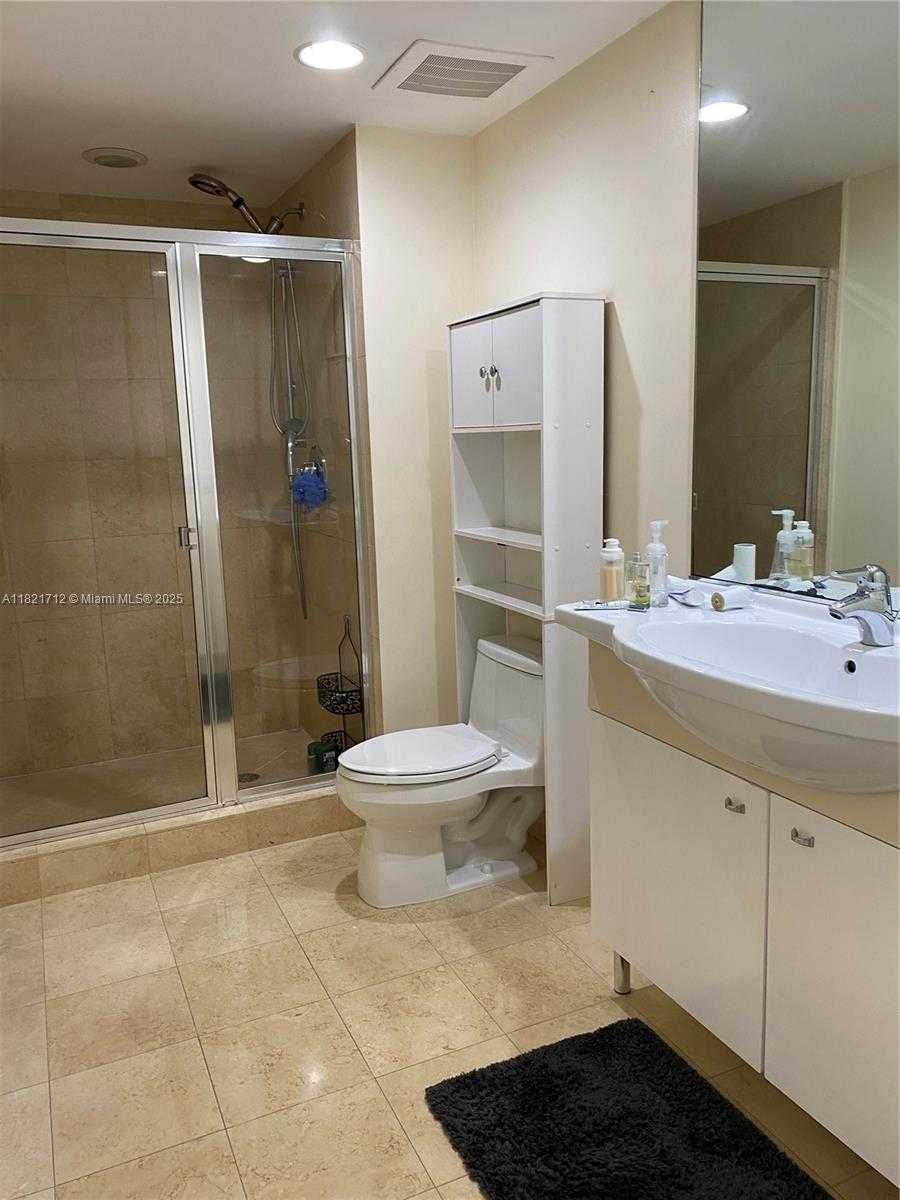 Small Image of 1830 SOUTH OCEAN DR #1809, Hallandale Beach Number 14