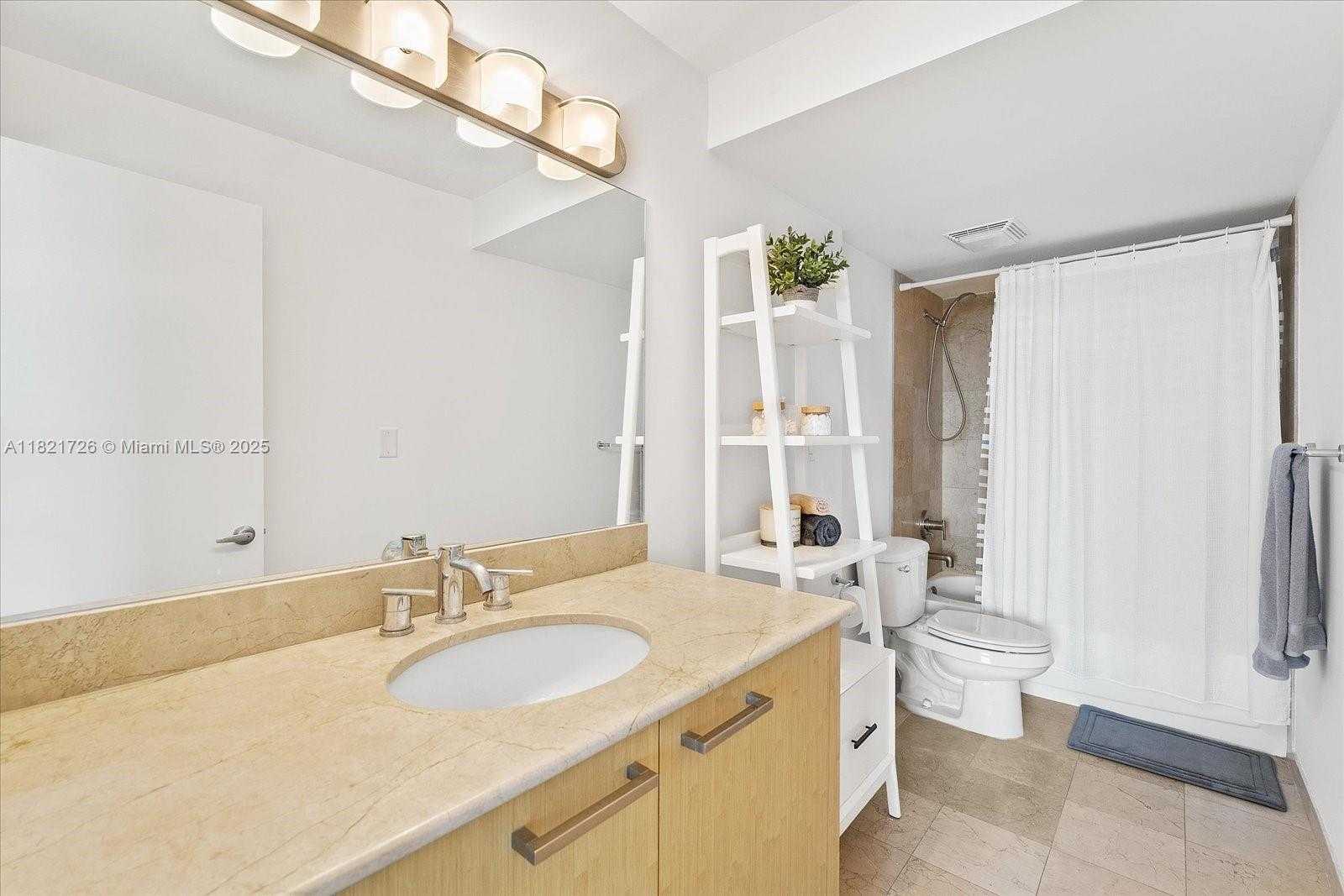 Small Image of 10275 COLLINS AVE #1124, Bal Harbour Number 16