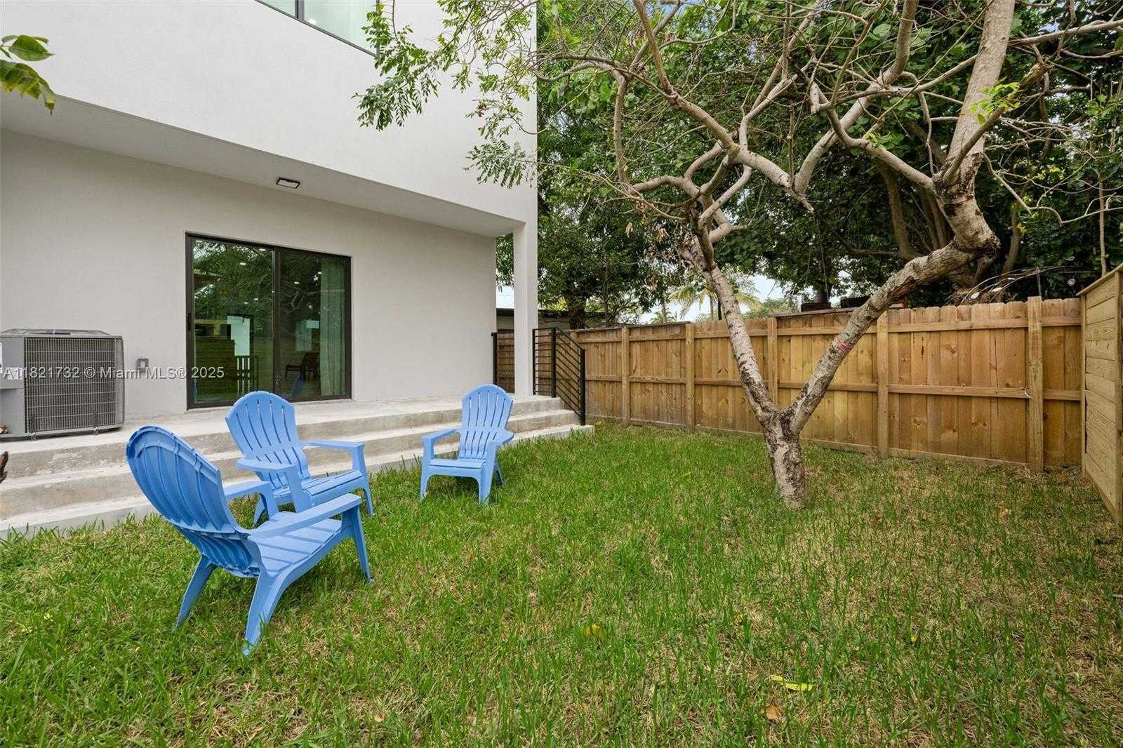 Small Image of 1898 NORTH WEST 26TH ST #1898, Miami Number 27