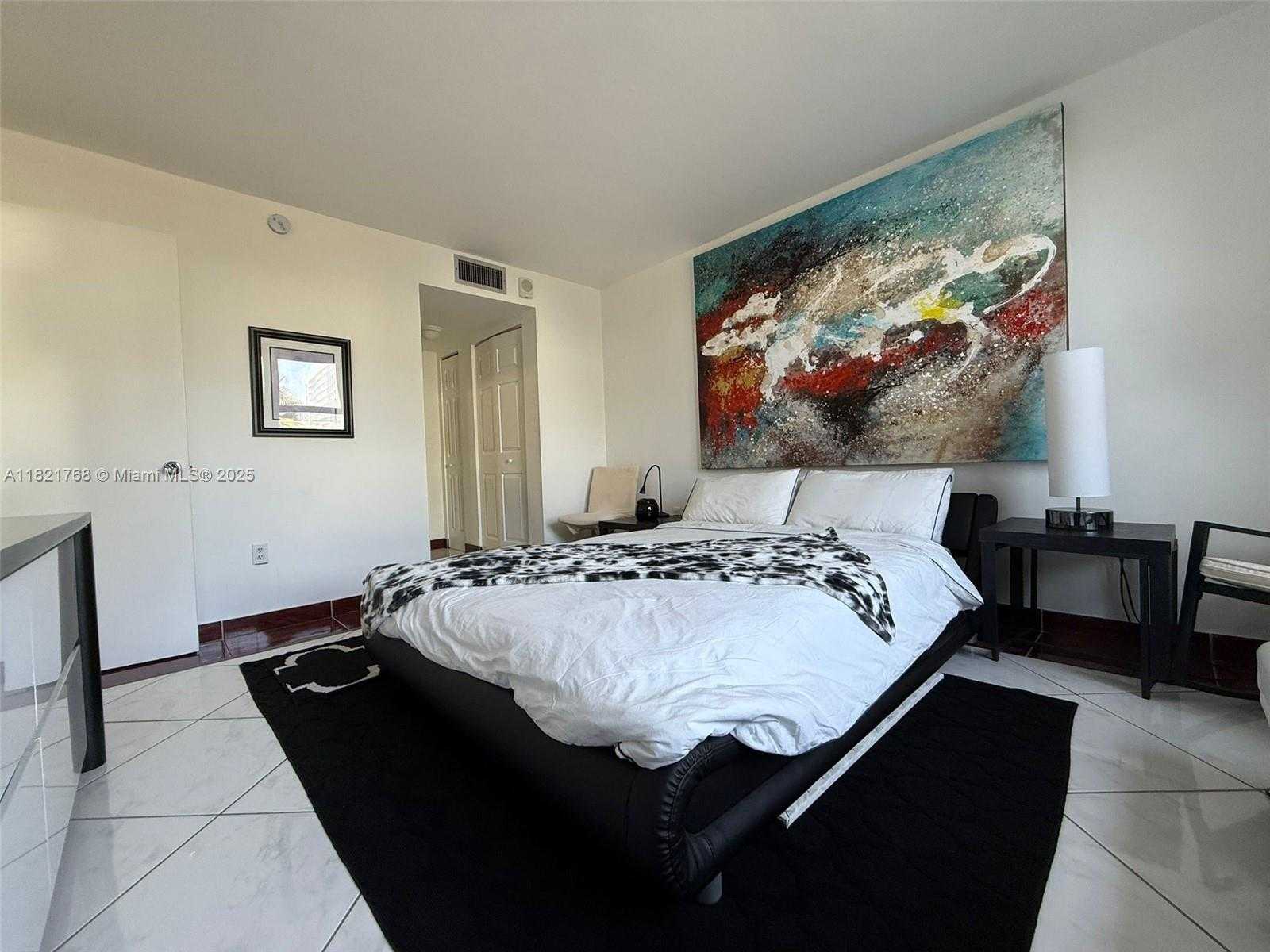 Small Image of 6801 INDIAN CREEK DR #302, Miami Beach Number 11