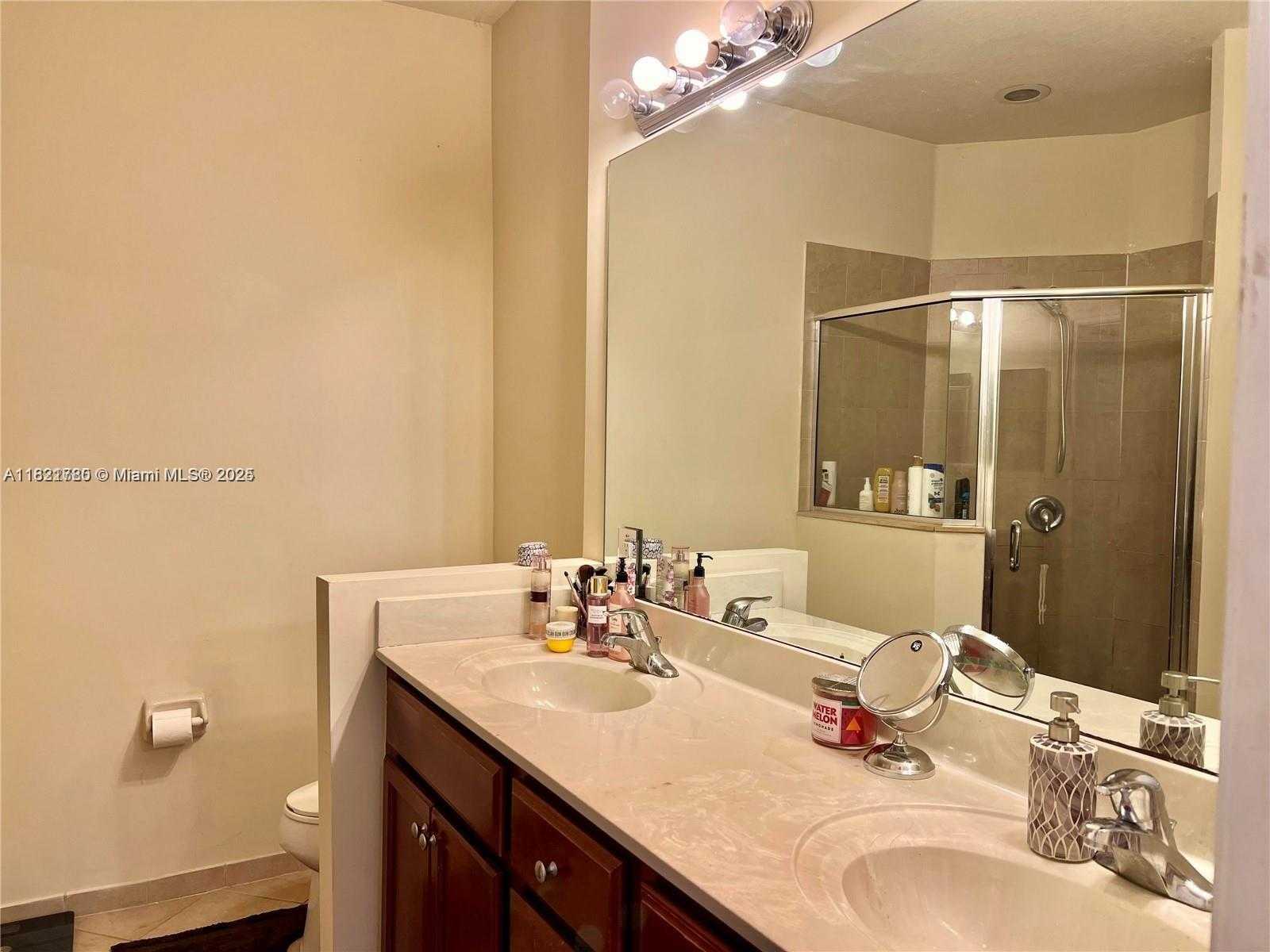 Small Image of 16309 SOUTH WEST 71ST TER, Miami Number 6