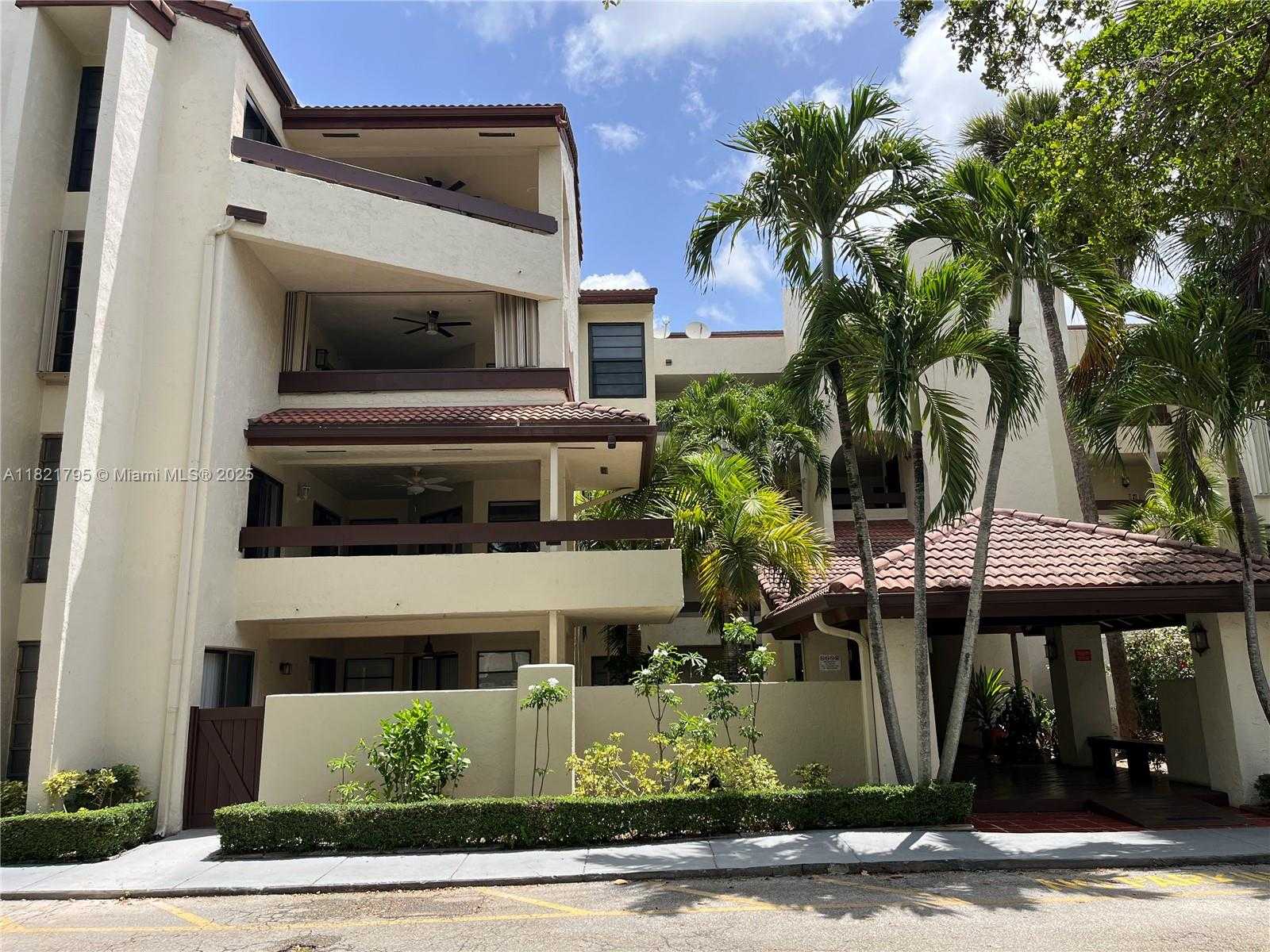 Small Image of 9030 SOUTH WEST 125TH AVE #E-104, Miami Number 3