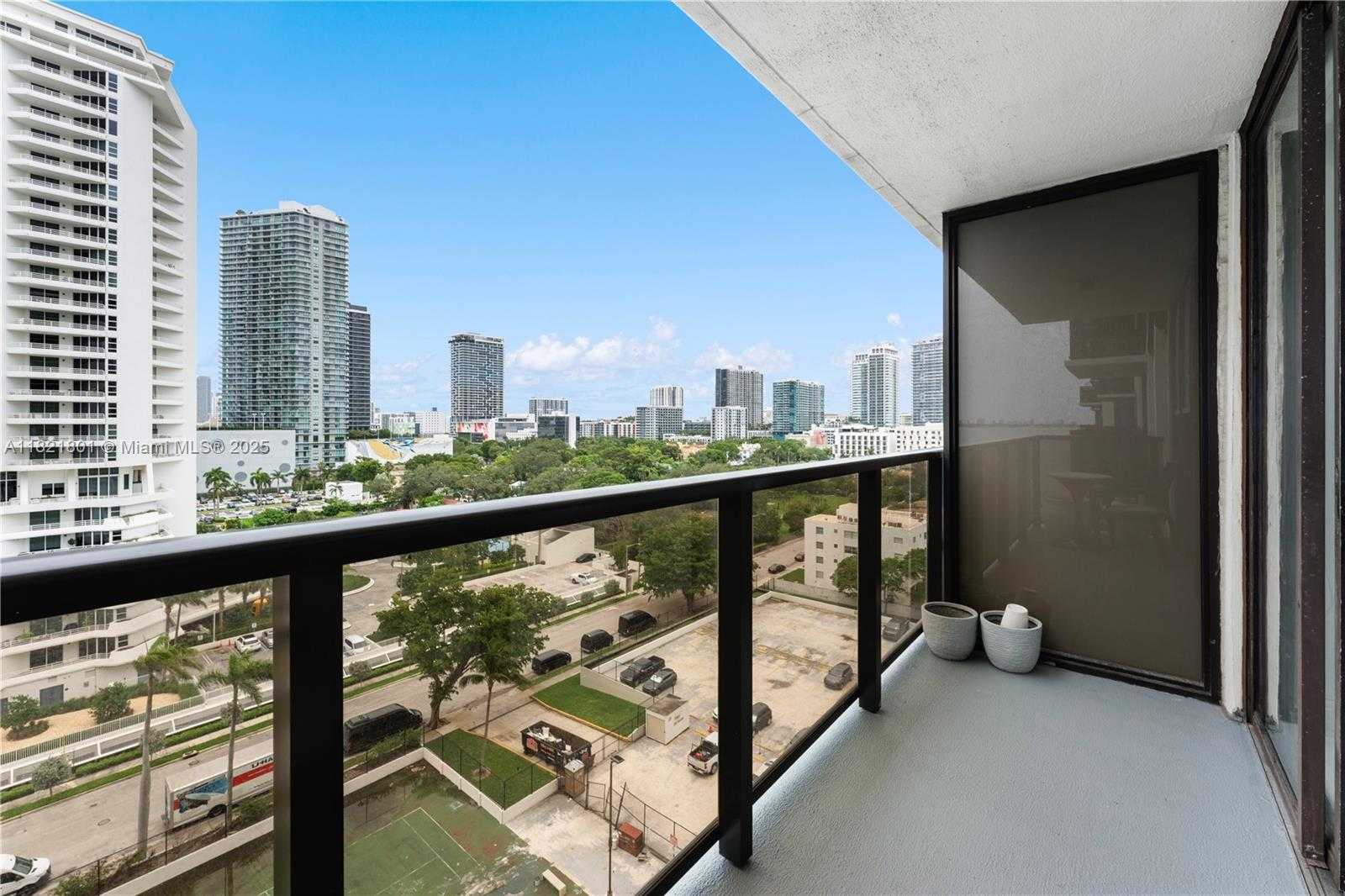 Small Image of 600 NORTH EAST 36TH ST #1111, Miami Number 19