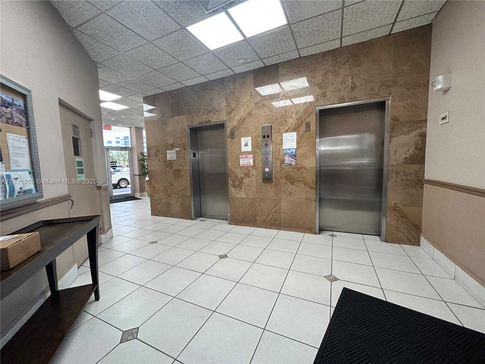 Small Image of 1825 SOUTH OCEAN DR #503, Hallandale Beach Number 13