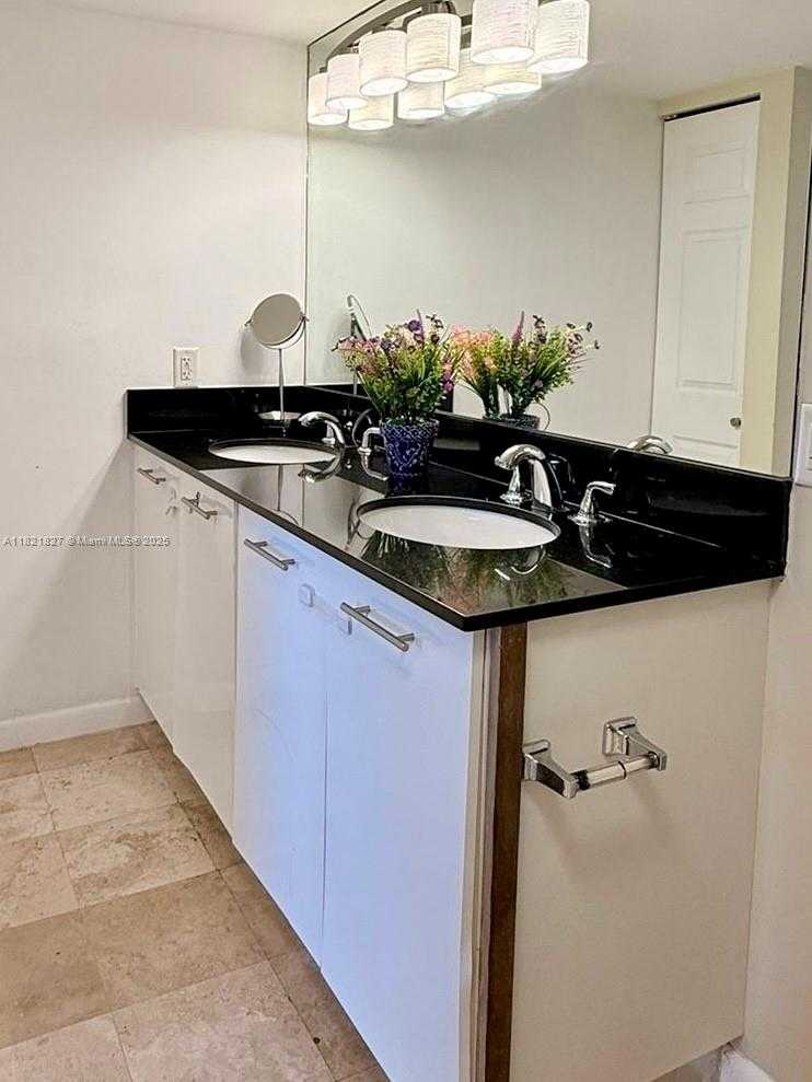 Small Image of 3300 NORTH EAST 191ST ST #1607, Aventura Number 13