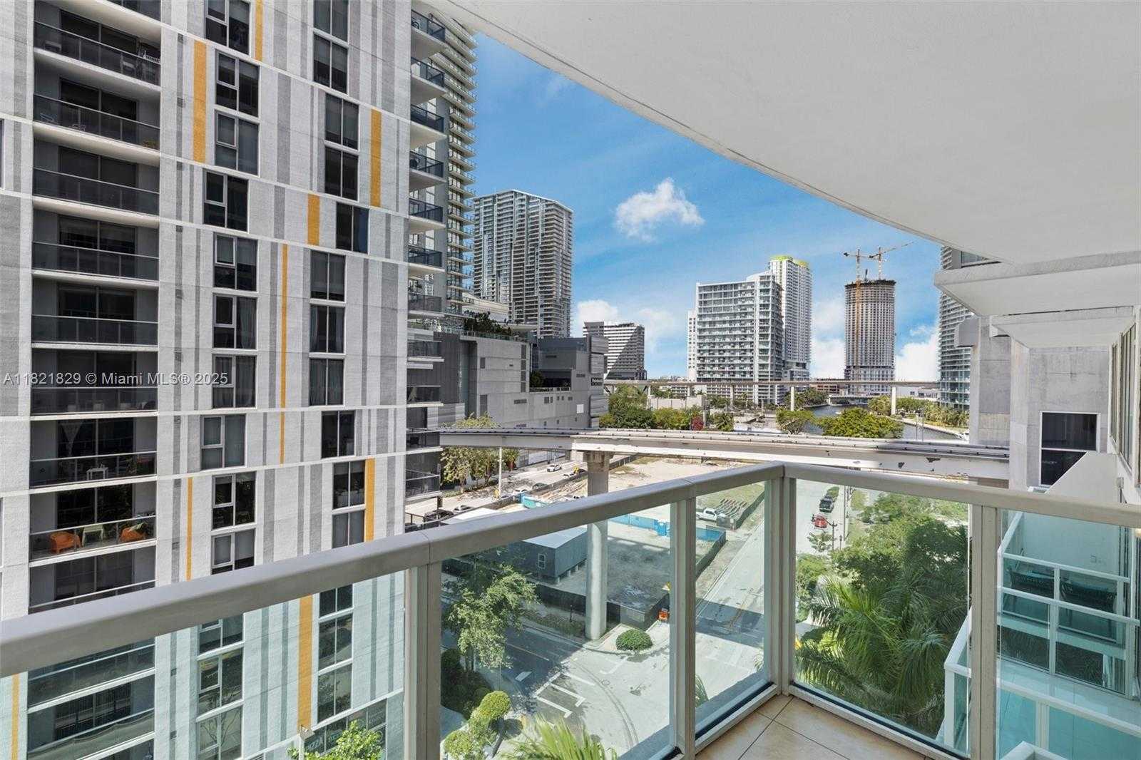 Small Image of 41 SOUTH EAST 5TH ST #510, Miami Number 30