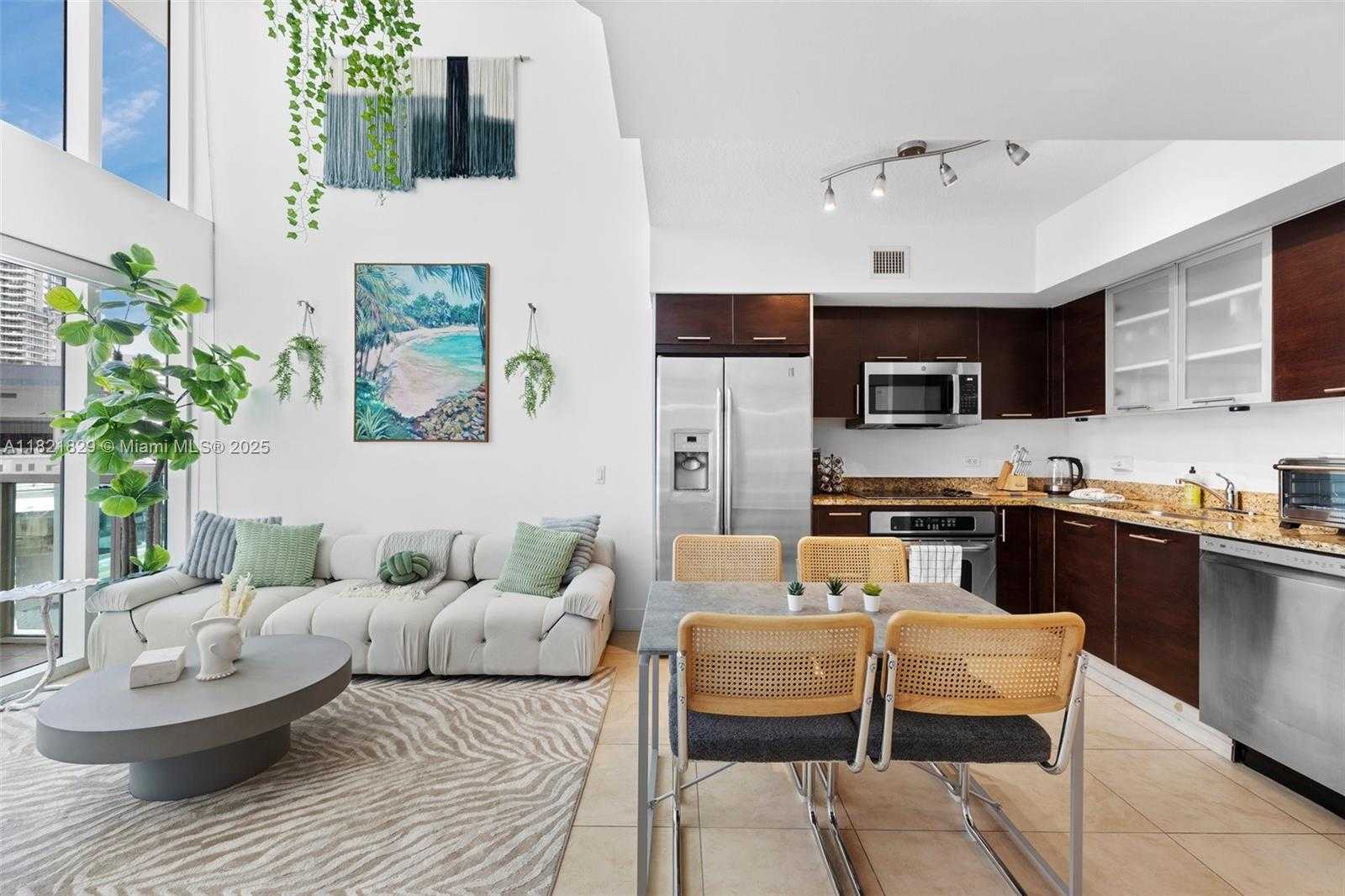 Small Image of 41 SOUTH EAST 5TH ST #510, Miami Number 6
