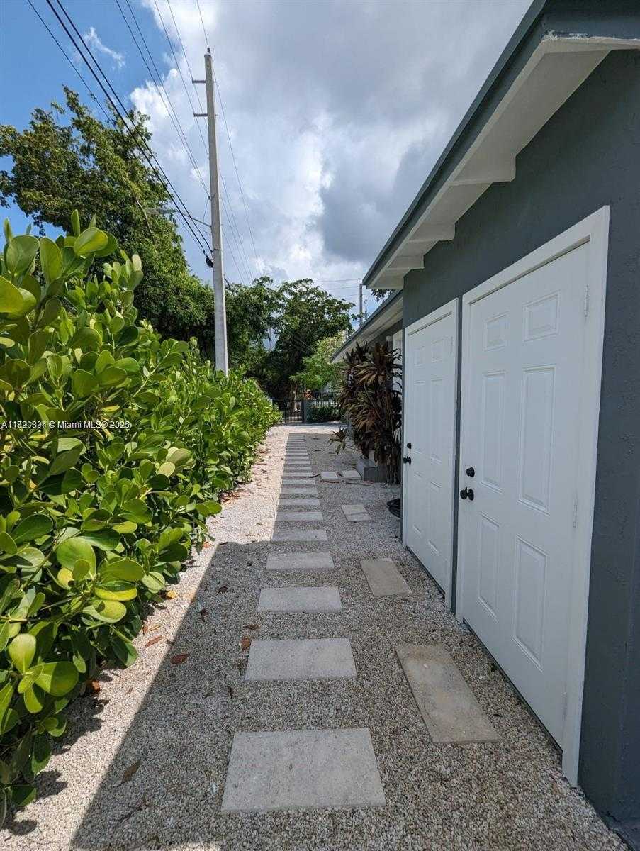 Small Image of 790 NORTH WEST 60TH #2, Miami Number 4