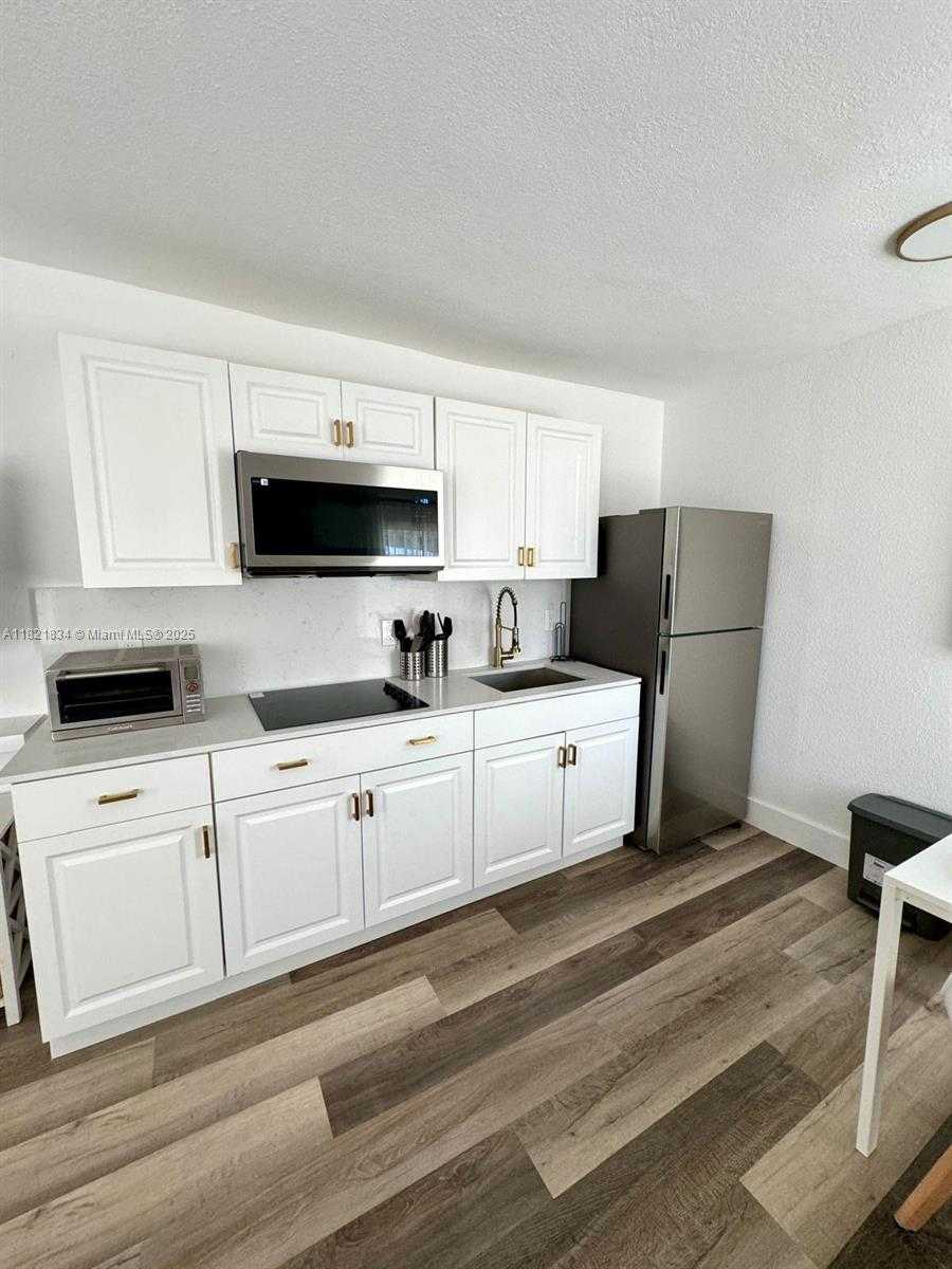 Small Image of 790 NORTH WEST 60TH #2, Miami Number 6
