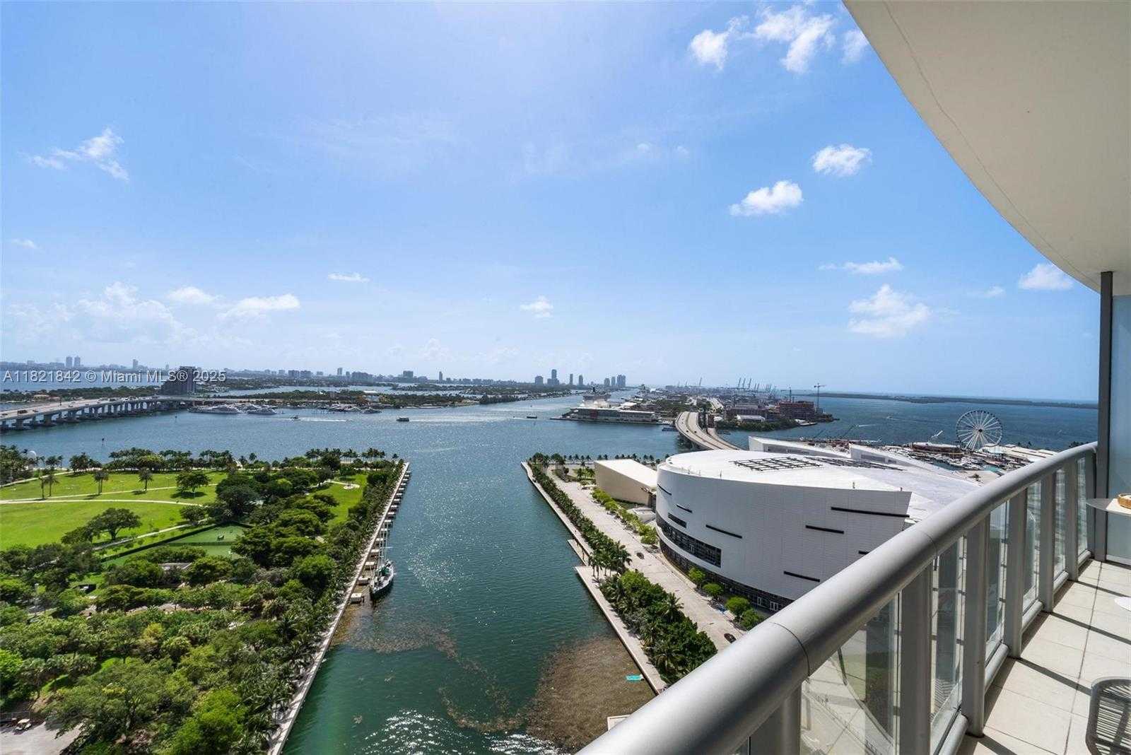 Small Image of 888 BISCAYNE BLVD #2510, Miami Number 12