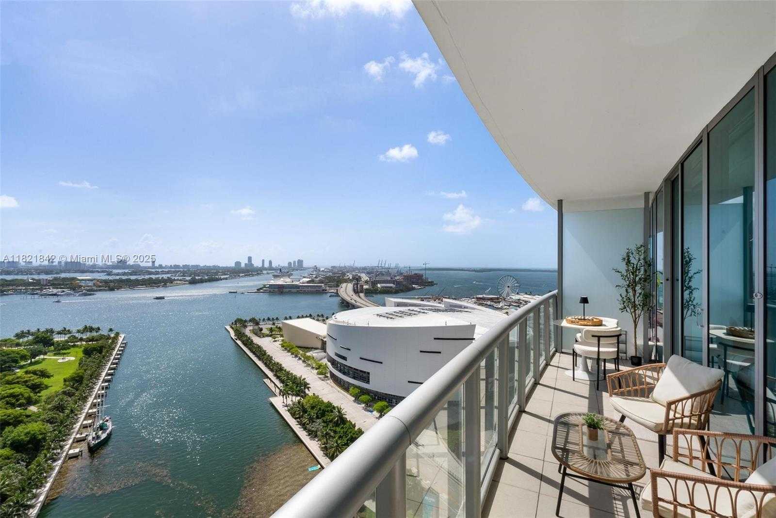 Small Image of 888 BISCAYNE BLVD #2510, Miami Number 14