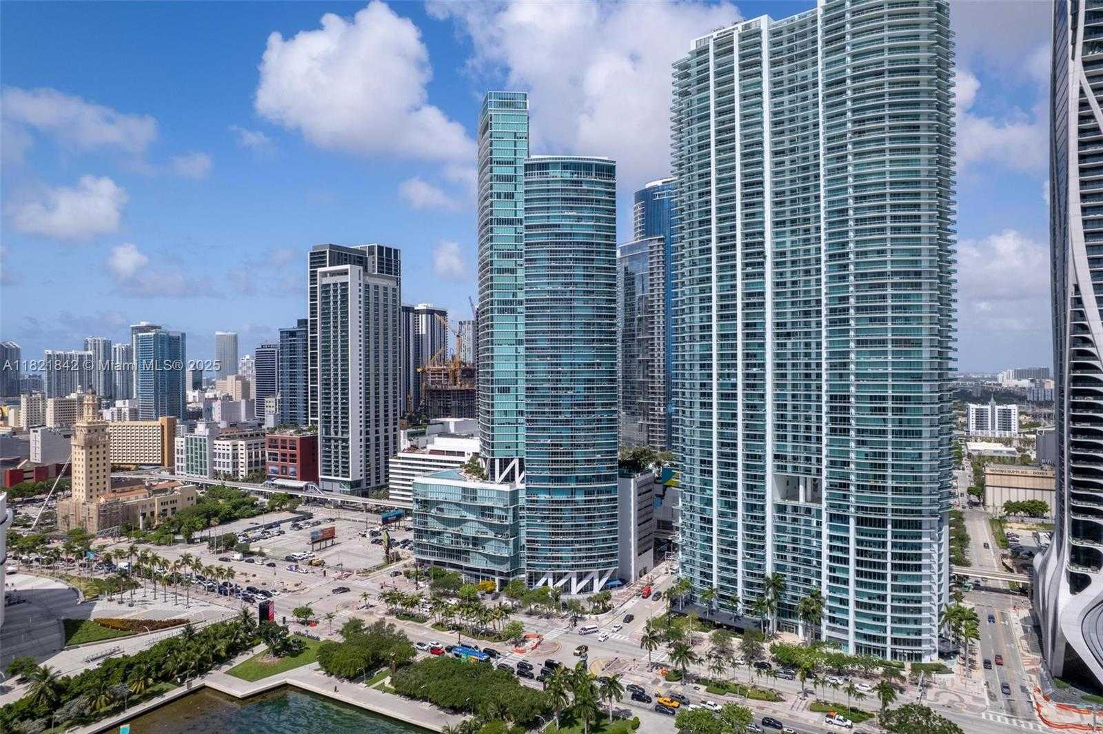Small Image of 888 BISCAYNE BLVD #2510, Miami Number 22