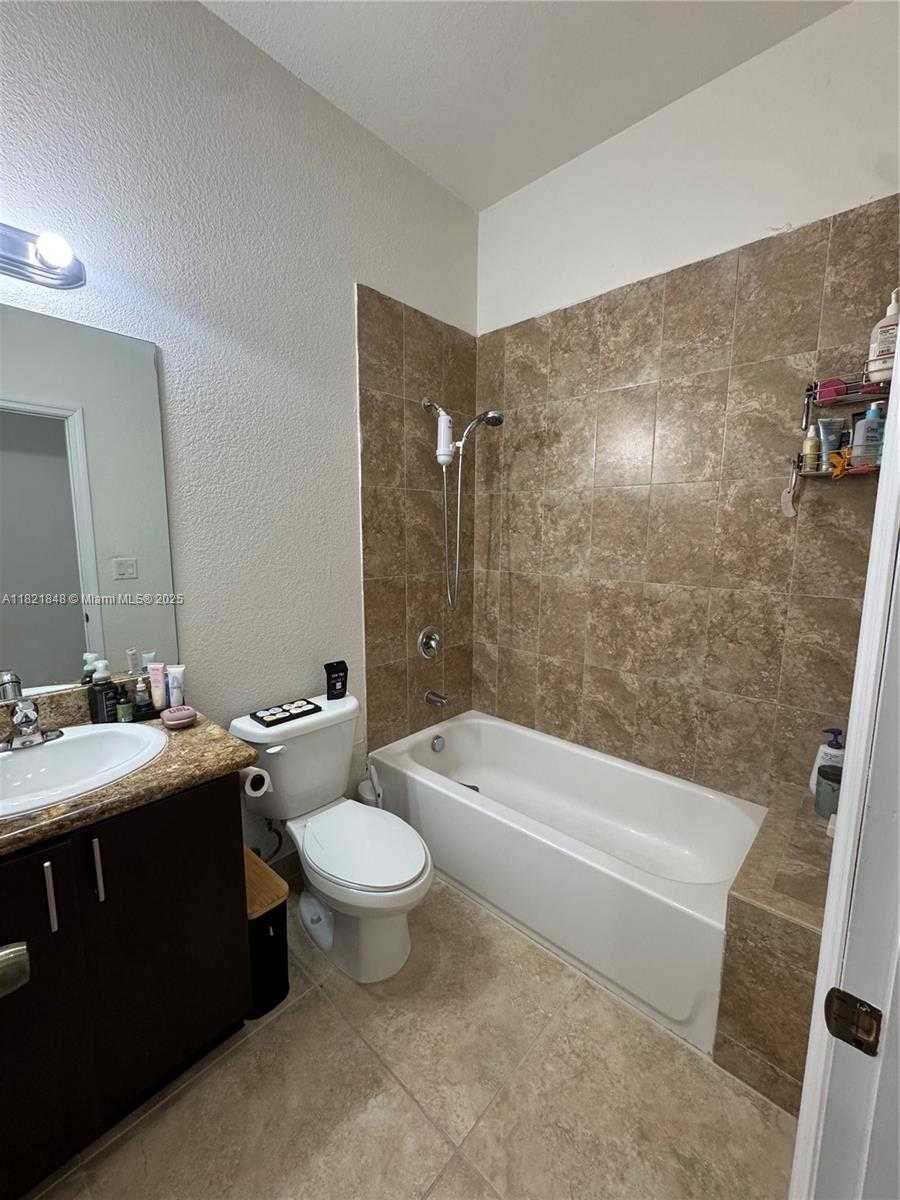 Small Image of 21455 SOUTH WEST 112TH AVE #104, Miami Number 12