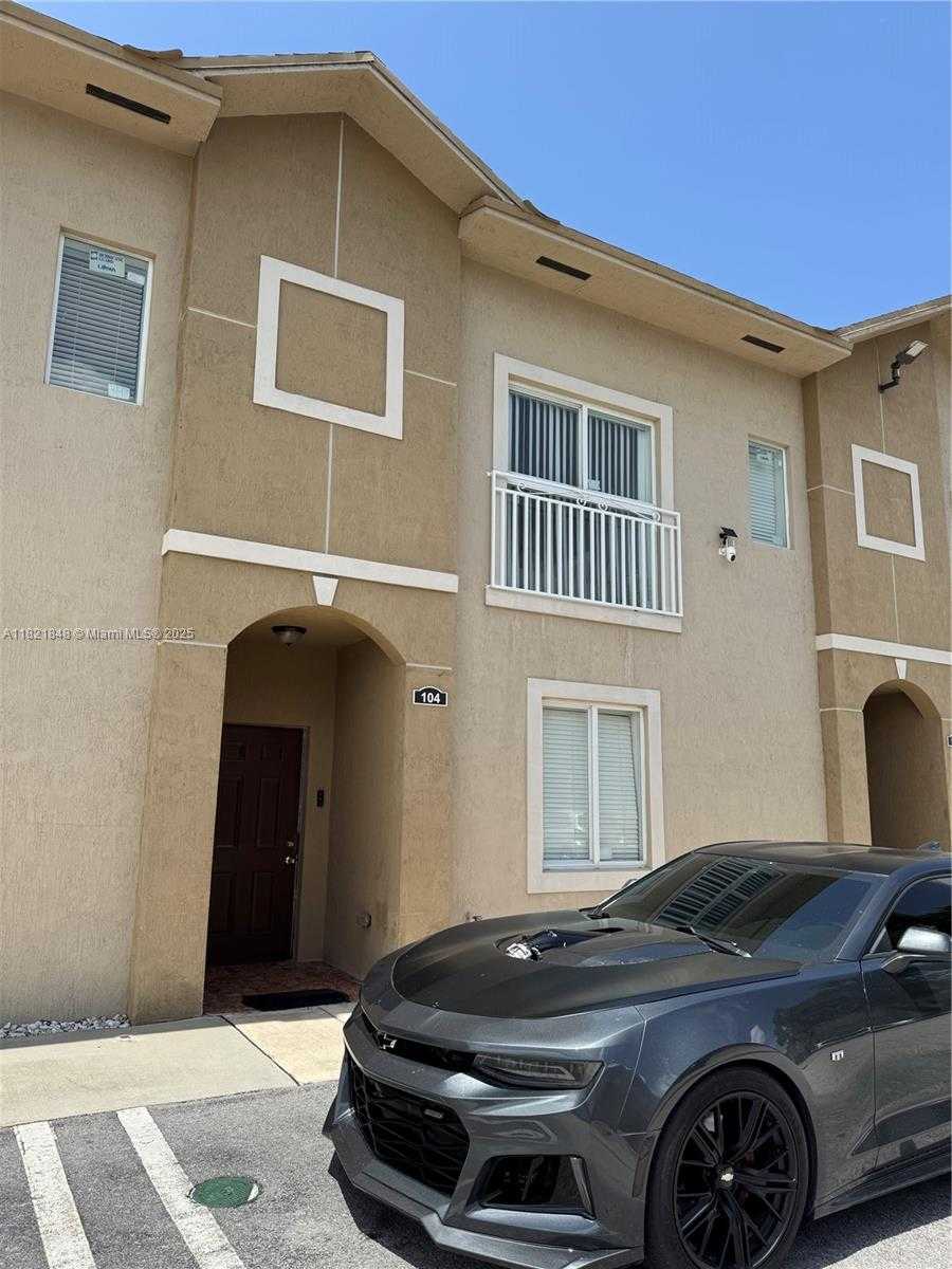 Small Image of 21455 SOUTH WEST 112TH AVE #104, Miami Number 17