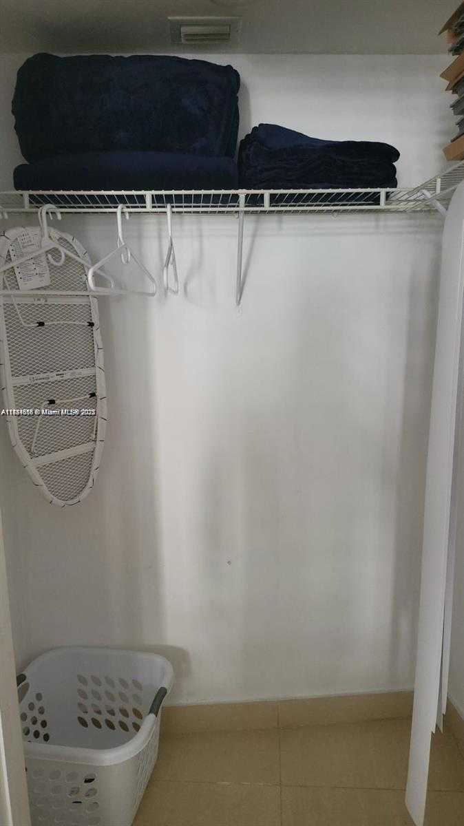 Small Image of 1750 NORTH BAYSHORE DR #2207, Miami Number 11