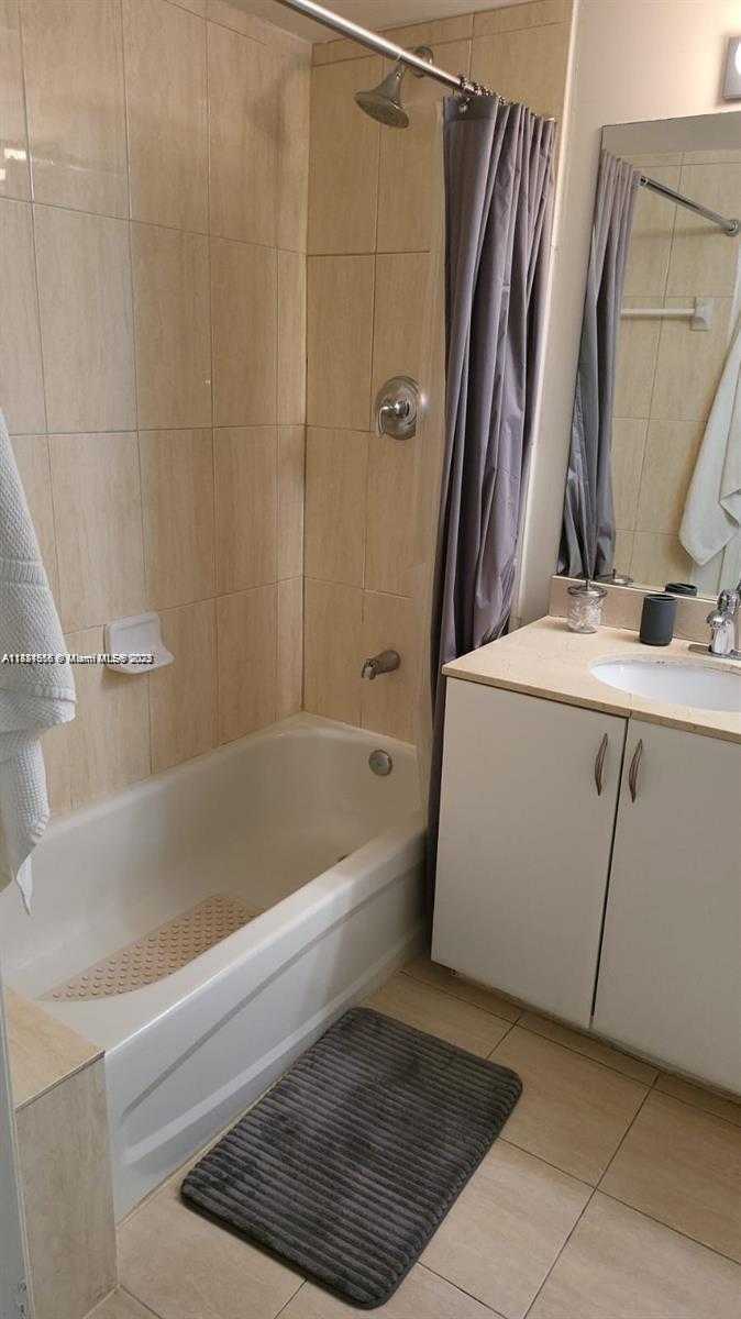 Small Image of 1750 NORTH BAYSHORE DR #2207, Miami Number 13