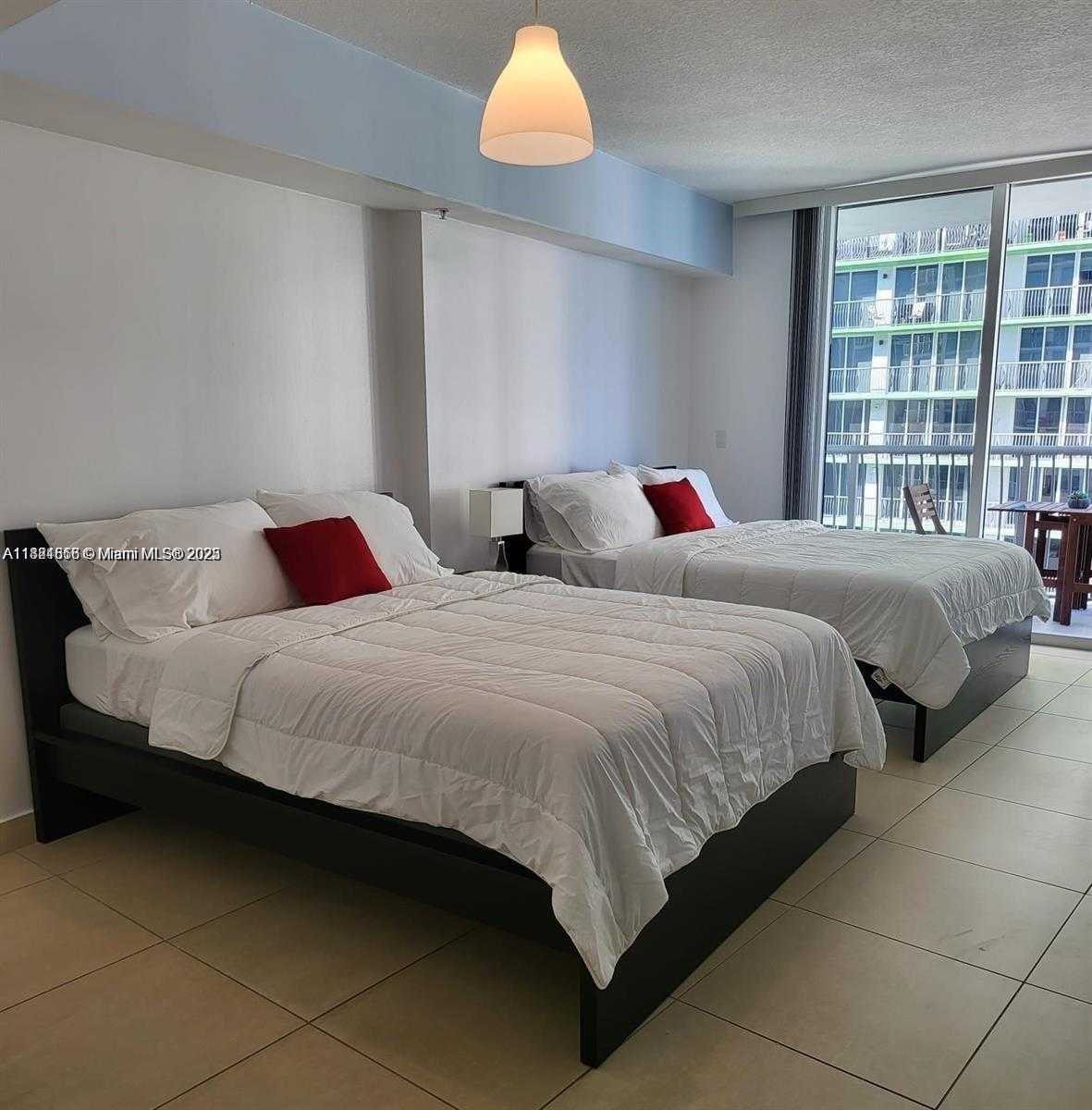 Small Image of 1750 NORTH BAYSHORE DR #2207, Miami Number 2