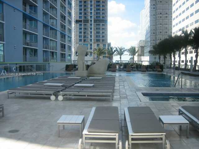 Small Image of 325 SOUTH BISCAYNE BL #1015, Miami Number 13