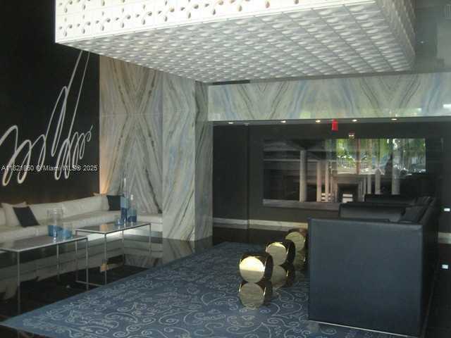 Small Image of 325 SOUTH BISCAYNE BL #1015, Miami Number 5