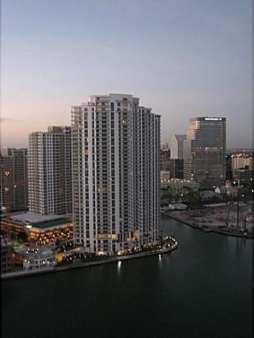 Small Image of 325 SOUTH BISCAYNE BL #1015, Miami Number 6