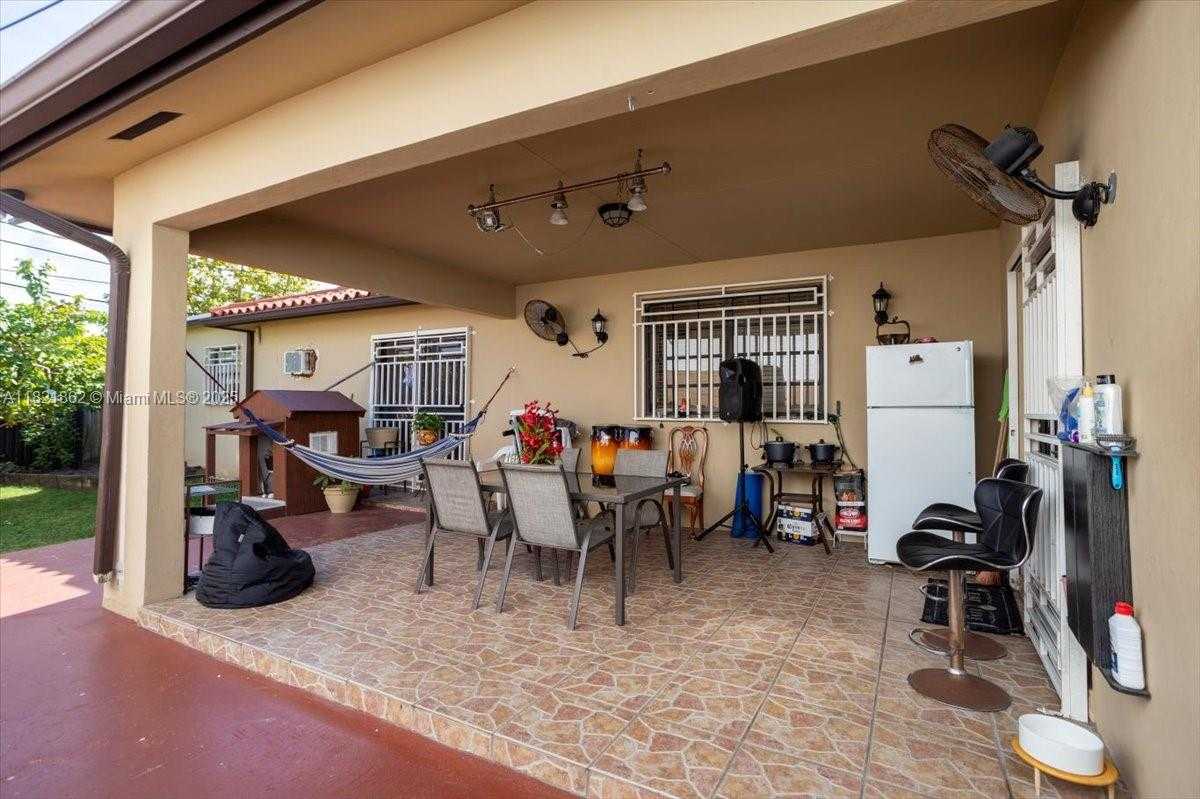 Small Image of 561 SOUTH WEST 122ND AVE, Miami Number 20