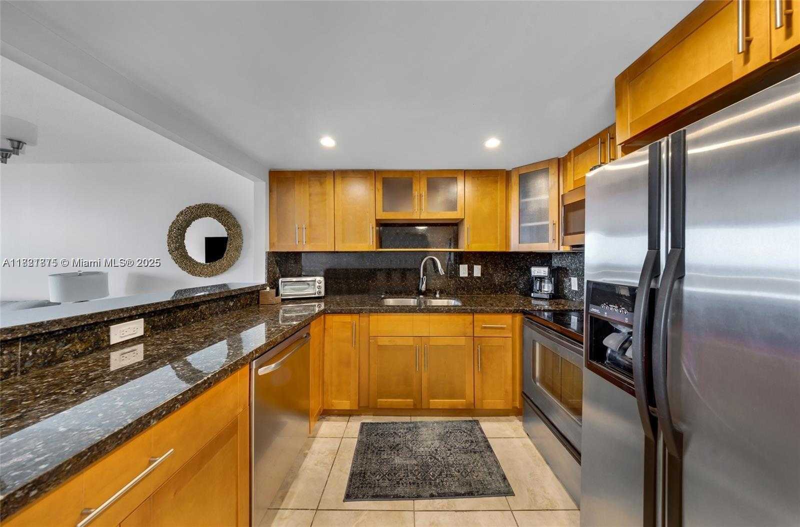 Small Image of 7928 WEST DR #602, North Bay Village Number 13