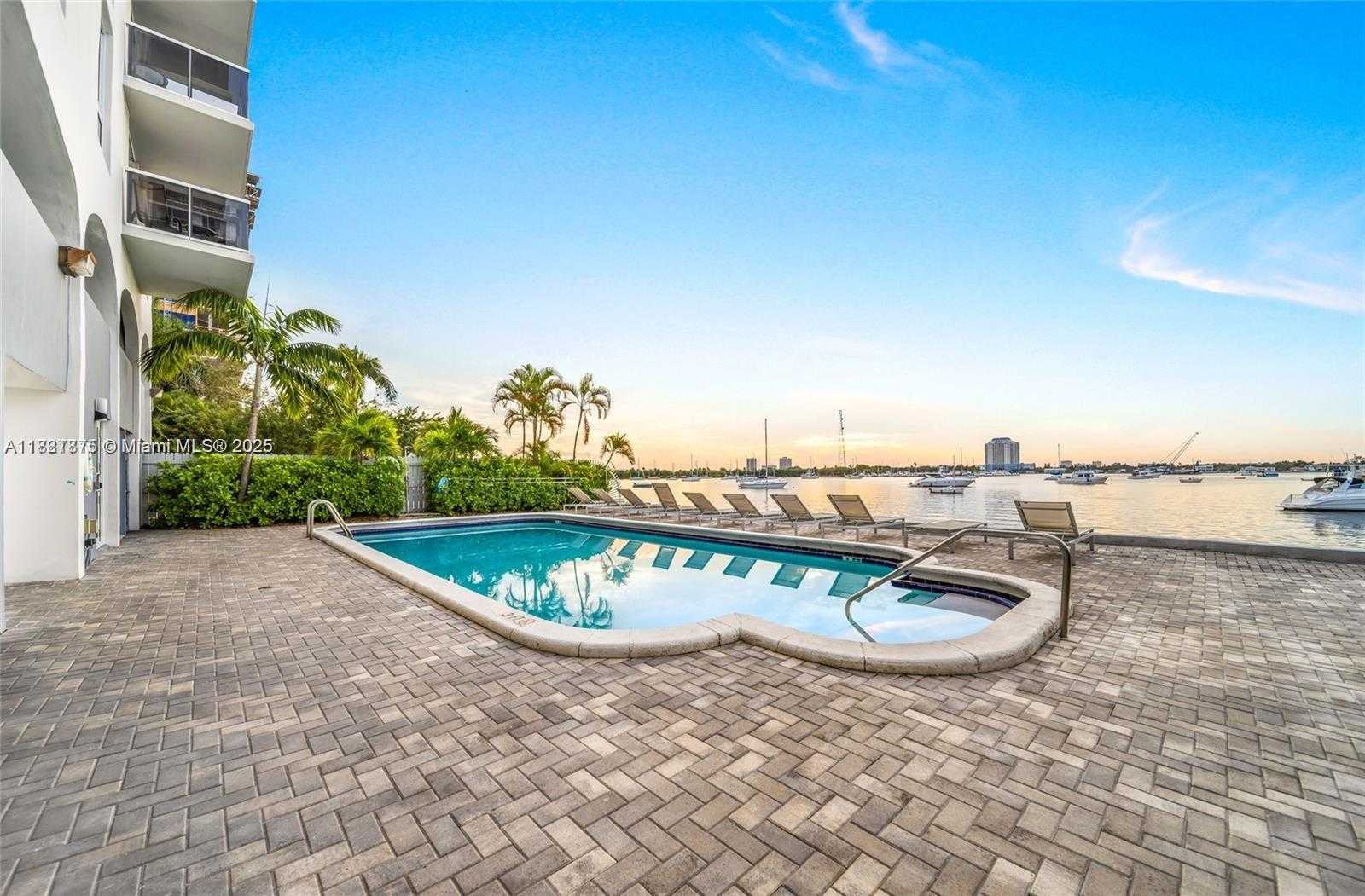 Small Image of 7928 WEST DR #602, North Bay Village Number 34