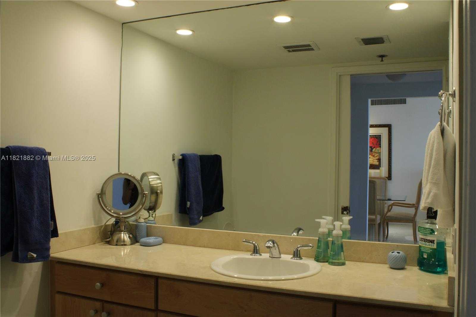 Small Image of 201 CRANDON BLVD #439, Key Biscayne Number 14