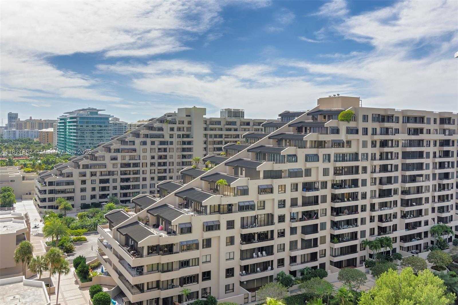 Small Image of 201 CRANDON BLVD #439, Key Biscayne Number 18