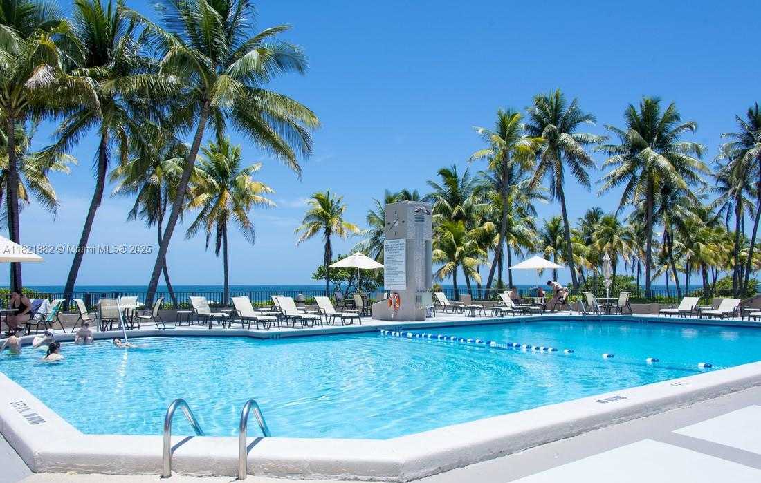 Small Image of 201 CRANDON BLVD #439, Key Biscayne Number 20