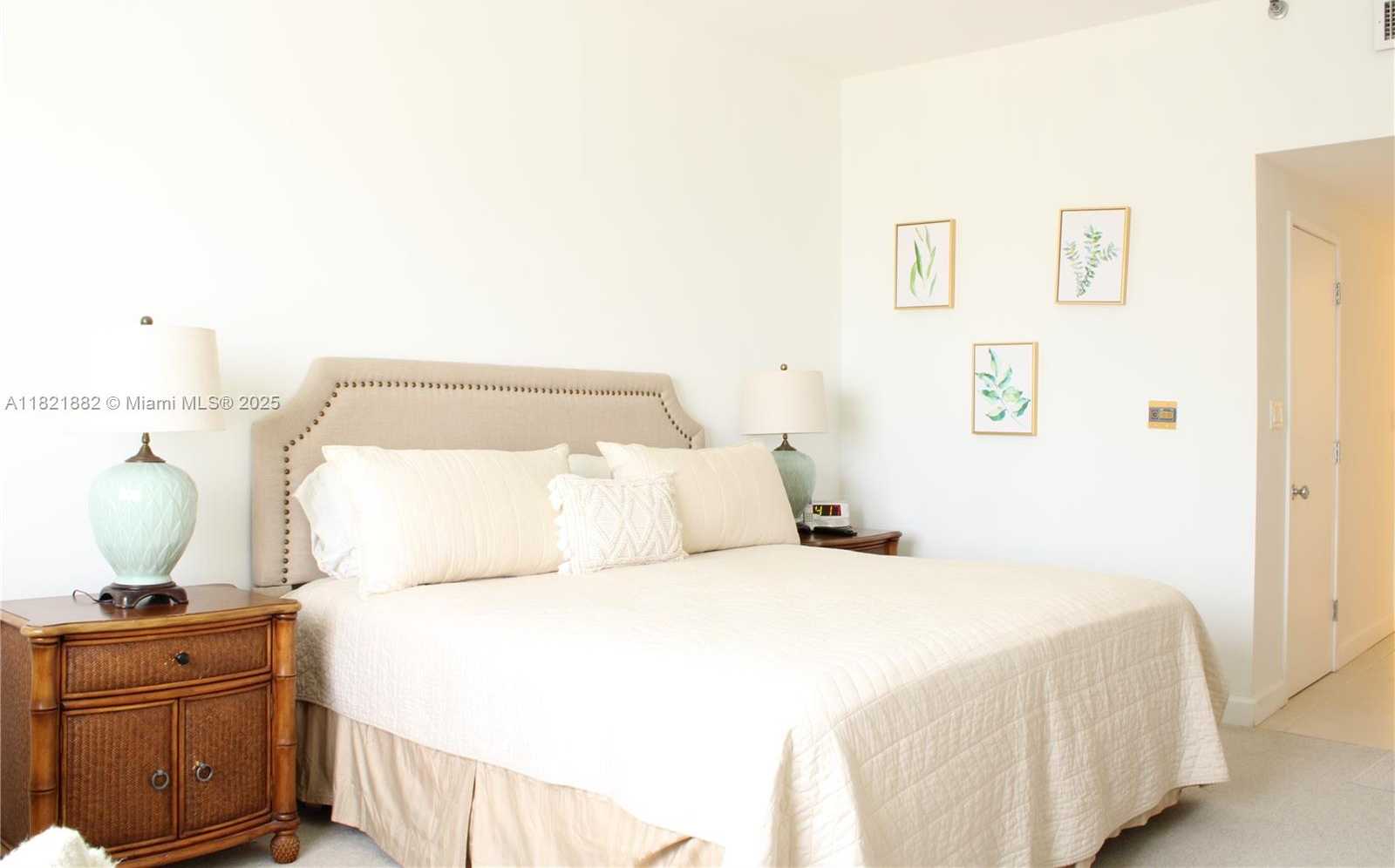 Small Image of 201 CRANDON BLVD #439, Key Biscayne Number 7