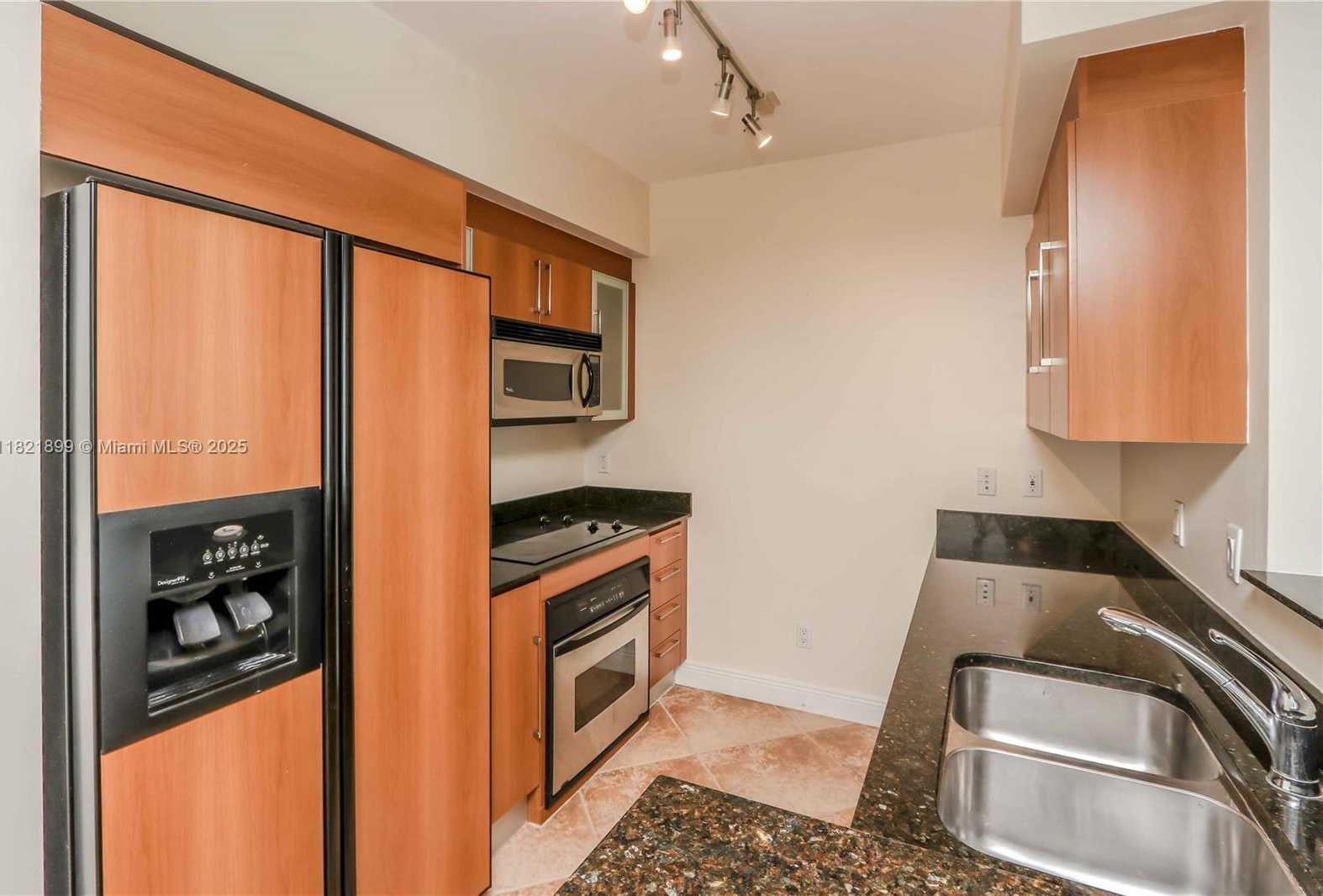 Small Image of 335 SOUTH BISCAYNE BLVD #3510, Miami Number 11