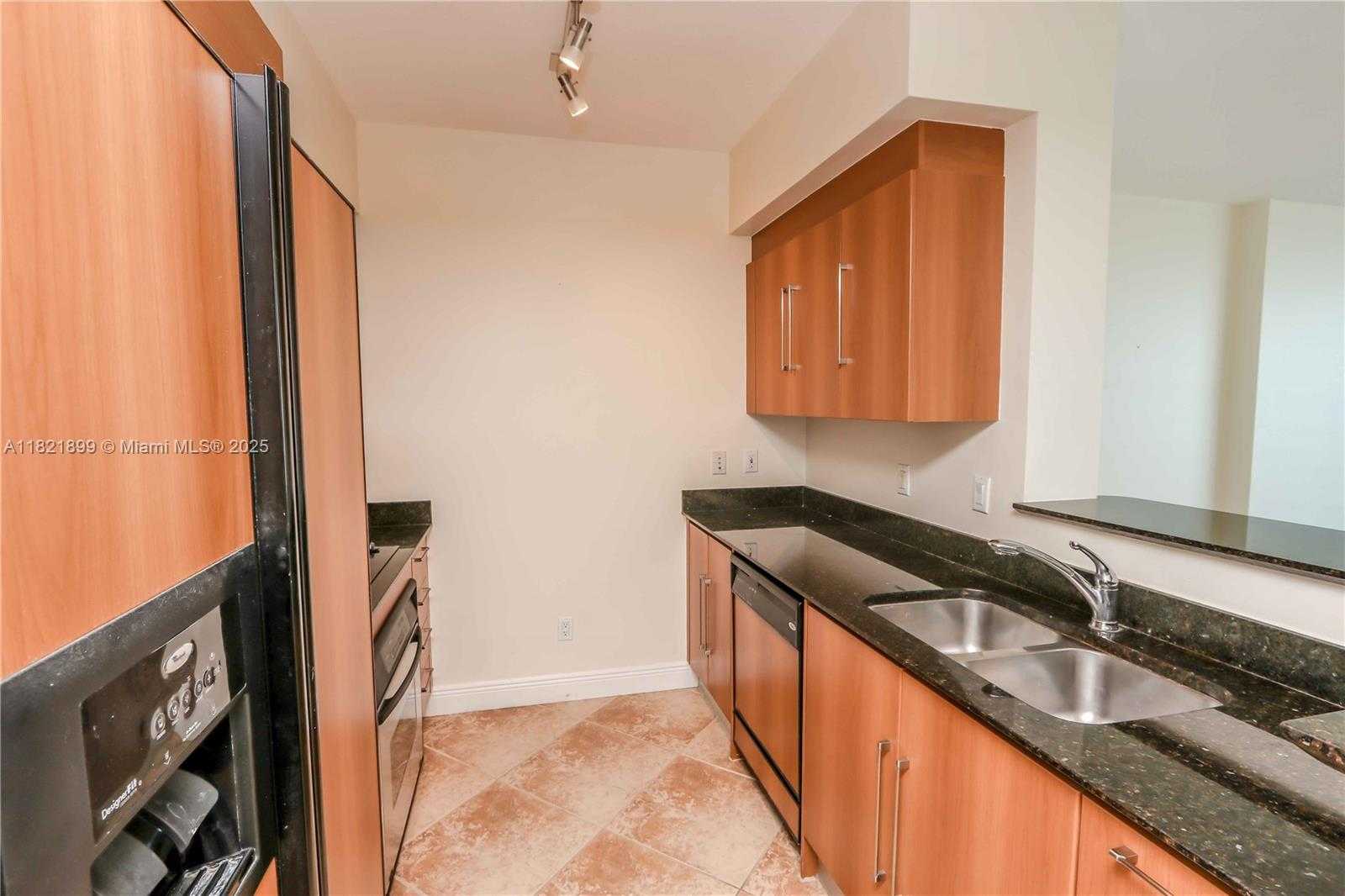 Small Image of 335 SOUTH BISCAYNE BLVD #3510, Miami Number 12