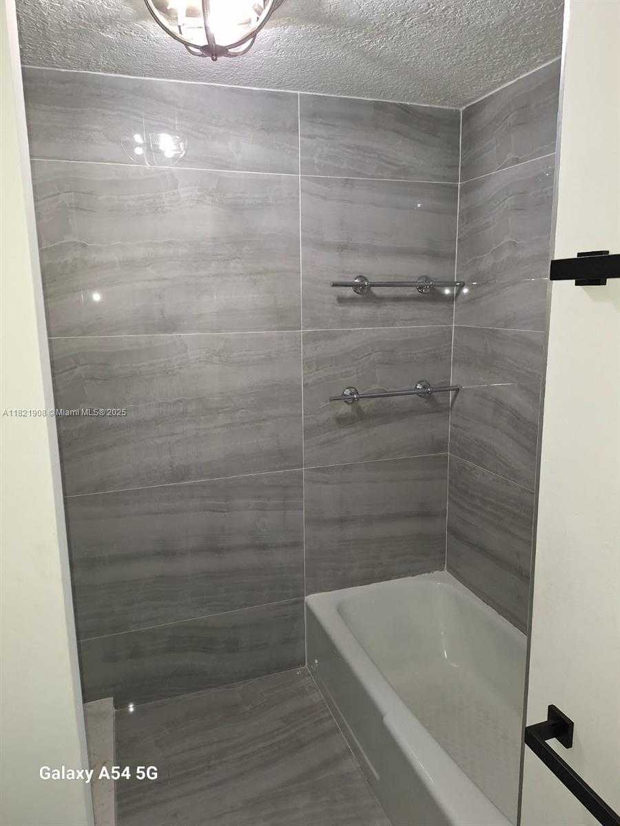 Small Image of 2024 NORTH WEST 86TH TER, Coral Springs Number 10