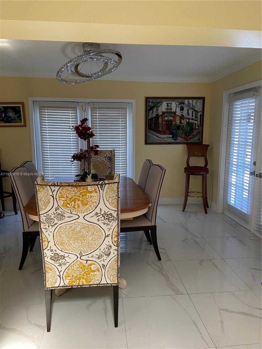 Small Image of 2024 NORTH WEST 86TH TER, Coral Springs Number 4