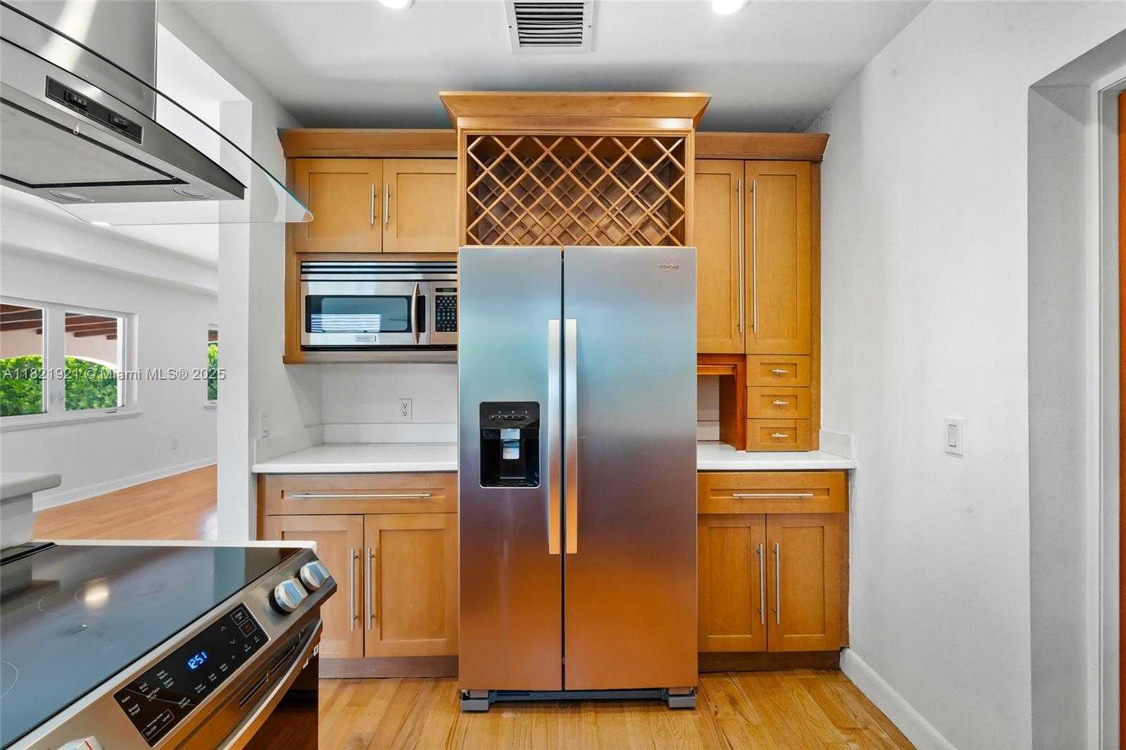 Small Image of 527 SOUTH WEST 20TH RD, Miami Number 16