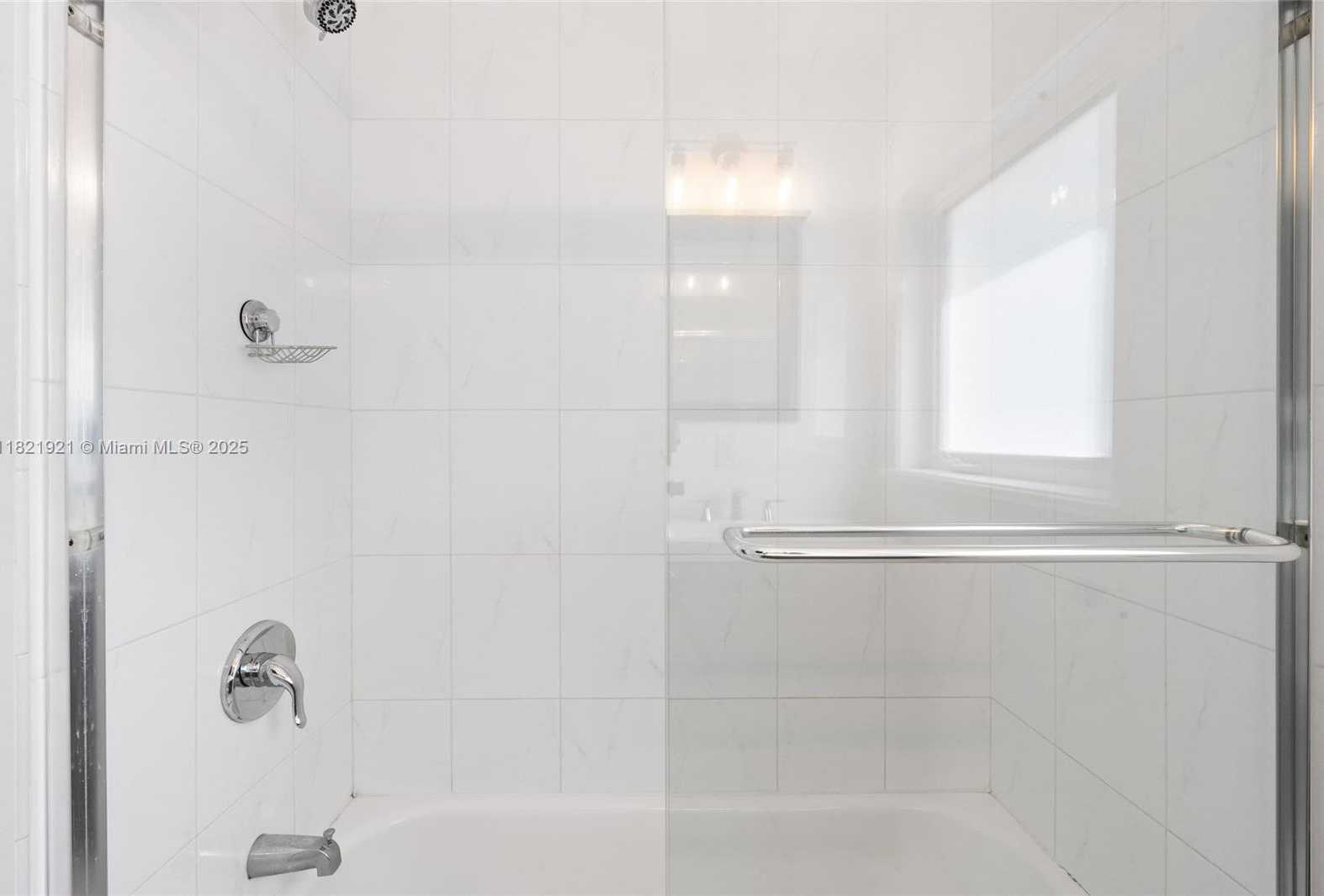 Small Image of 527 SOUTH WEST 20TH RD, Miami Number 19