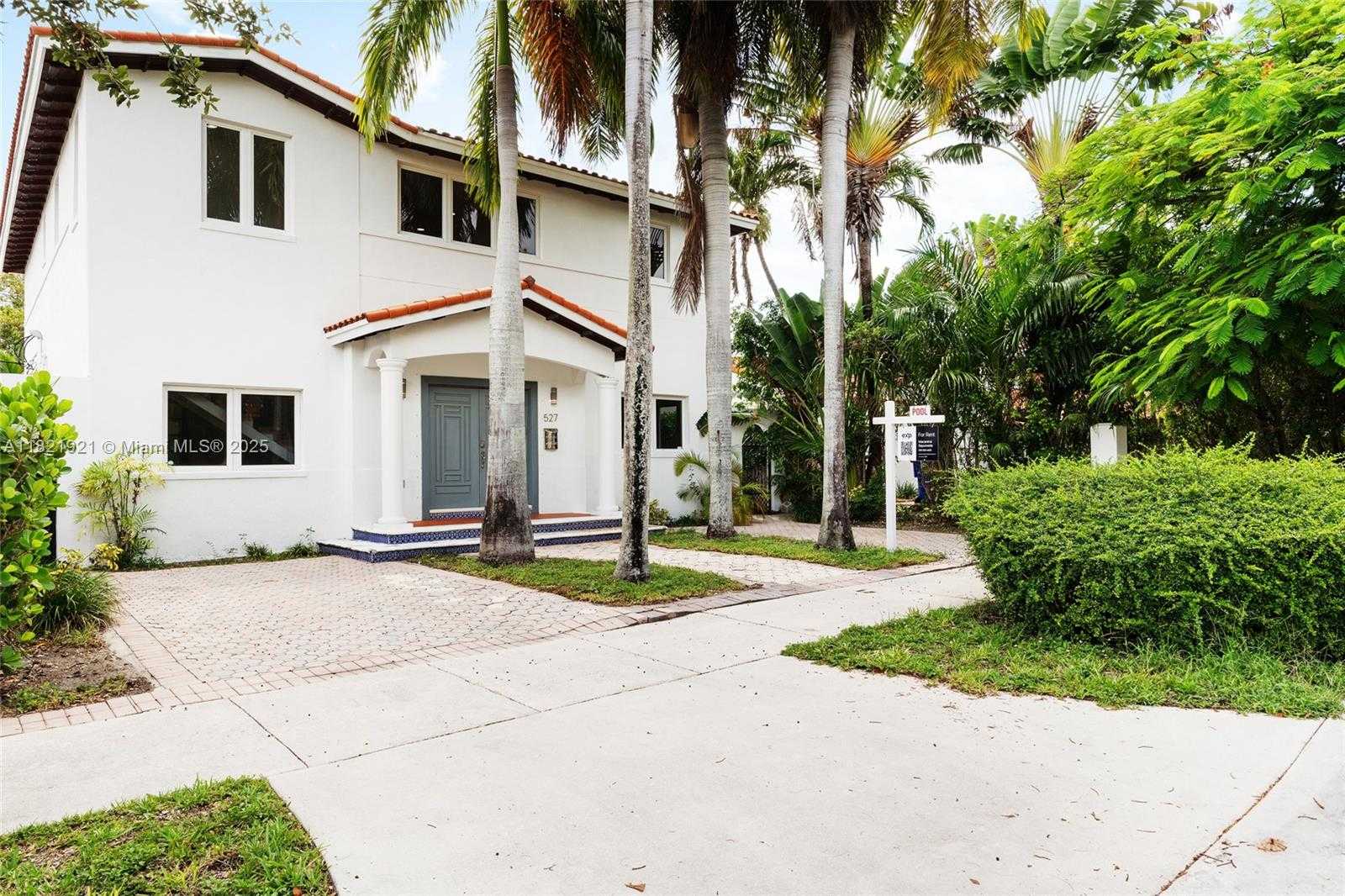Small Image of 527 SOUTH WEST 20TH RD, Miami Number 2