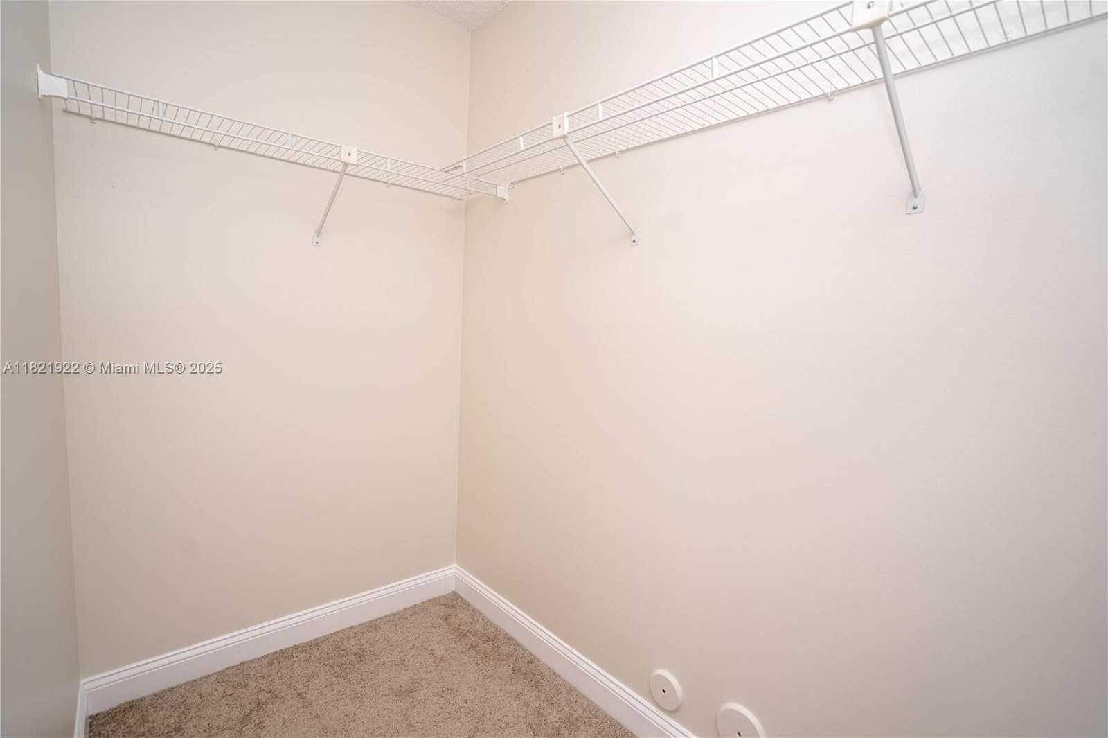 Small Image of 7090 NORTH WEST 173RD DR #203, Hialeah Number 5