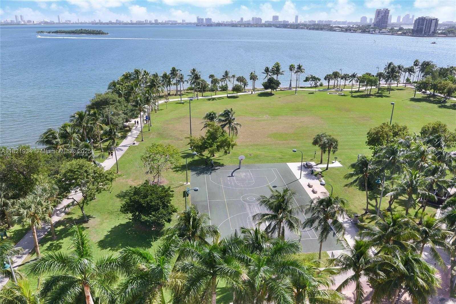 Small Image of 2000 NORTH BAYSHORE DR #626, Miami Number 34