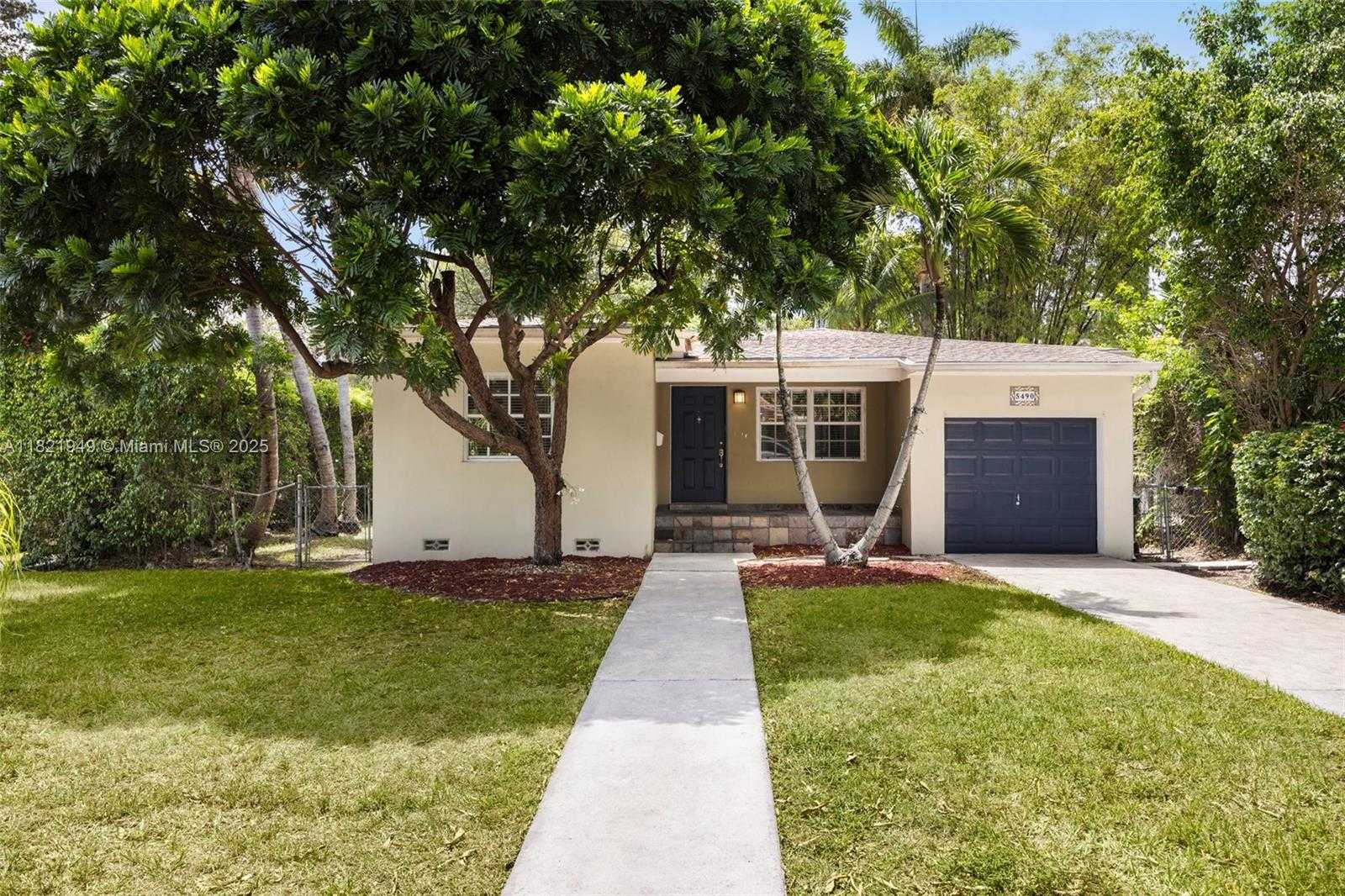 Small Image of 5490 SOUTH WEST 57TH AVE, Miami Number 19
