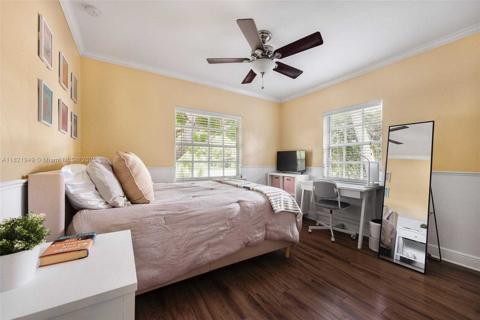 Small Image of 5490 SOUTH WEST 57TH AVE, Miami Number 8