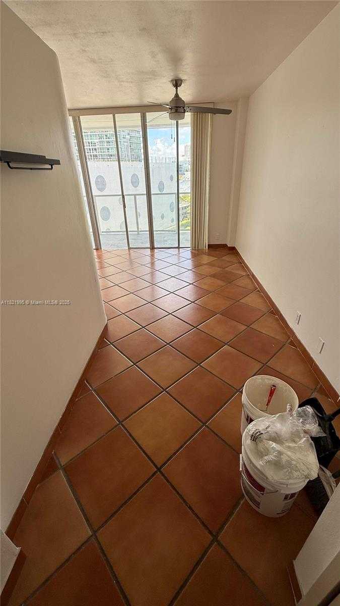 Small Image of 3301 NORTH EAST 5TH AVE #919, Miami Number 14
