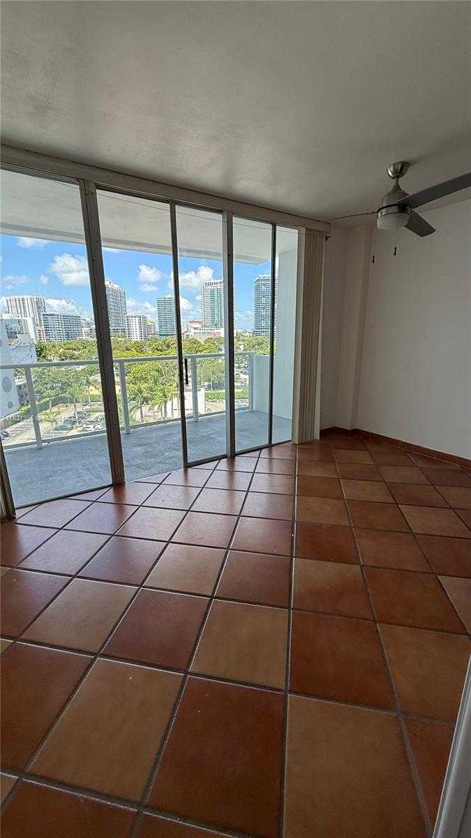 Small Image of 3301 NORTH EAST 5TH AVE #919, Miami Number 16