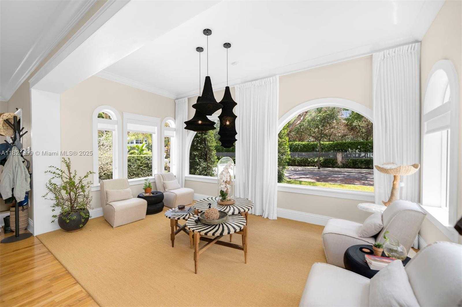 Small Image of 59 NORTH EAST 42ND ST, Miami Number 11