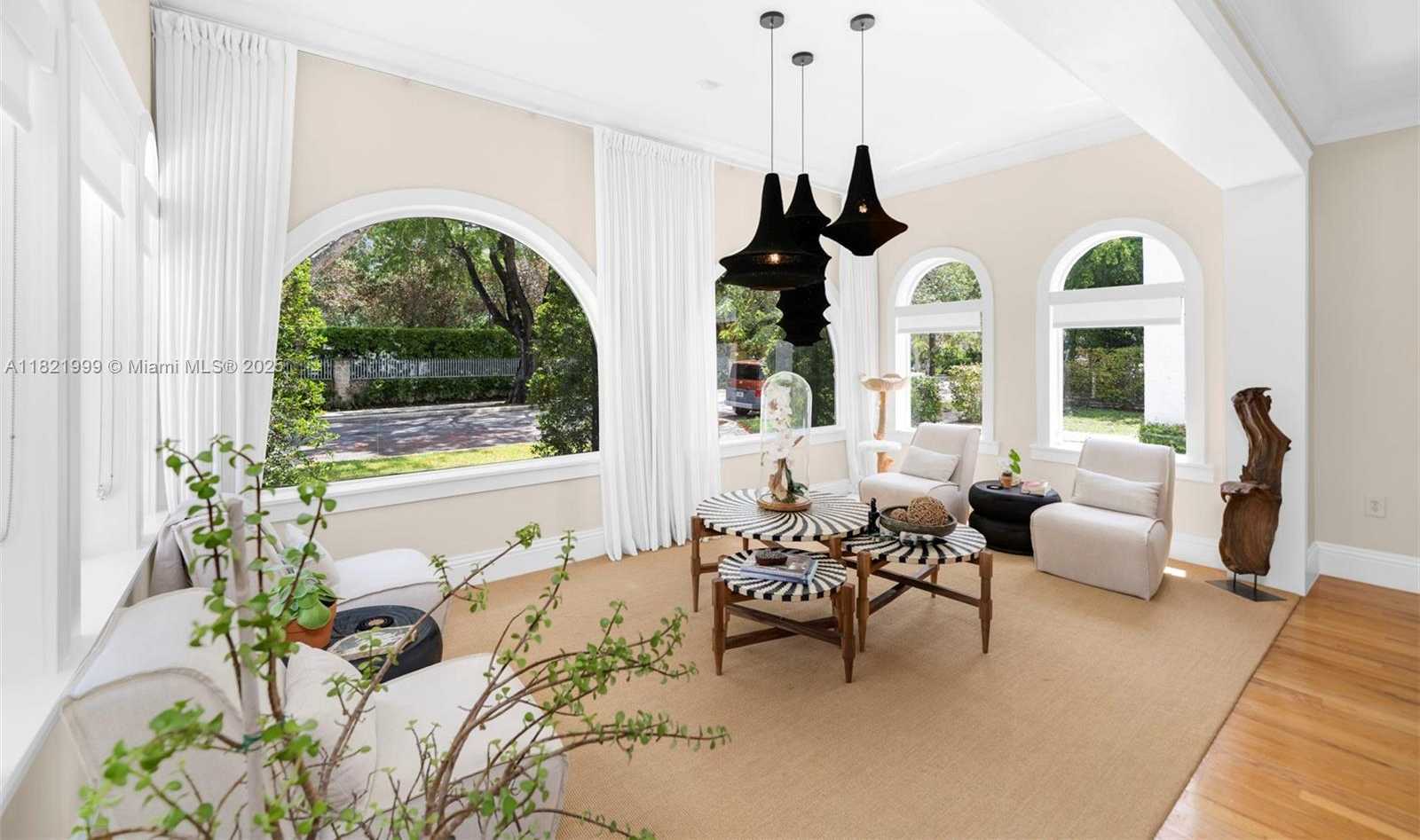 Small Image of 59 NORTH EAST 42ND ST, Miami Number 12