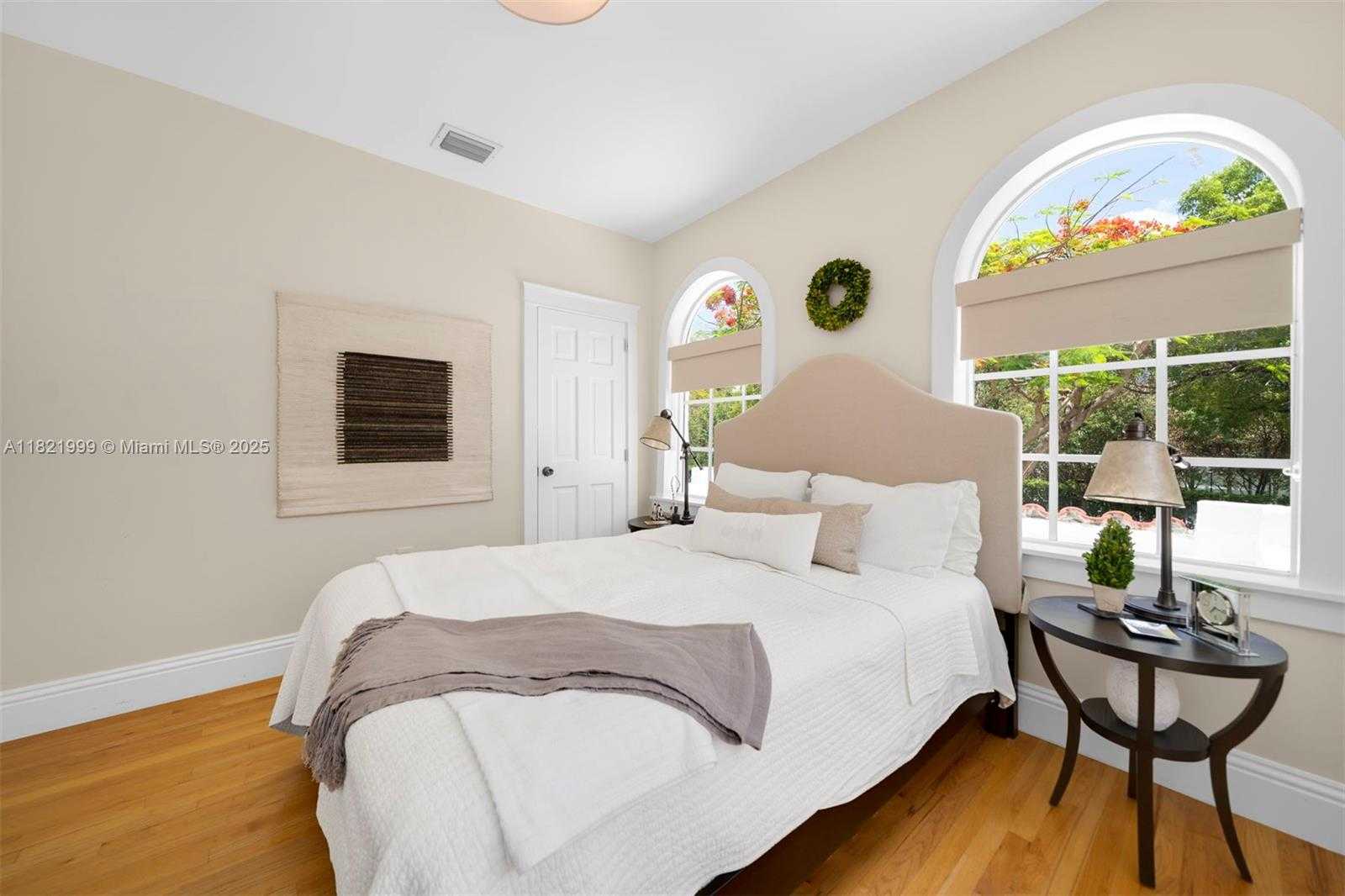 Small Image of 59 NORTH EAST 42ND ST, Miami Number 30